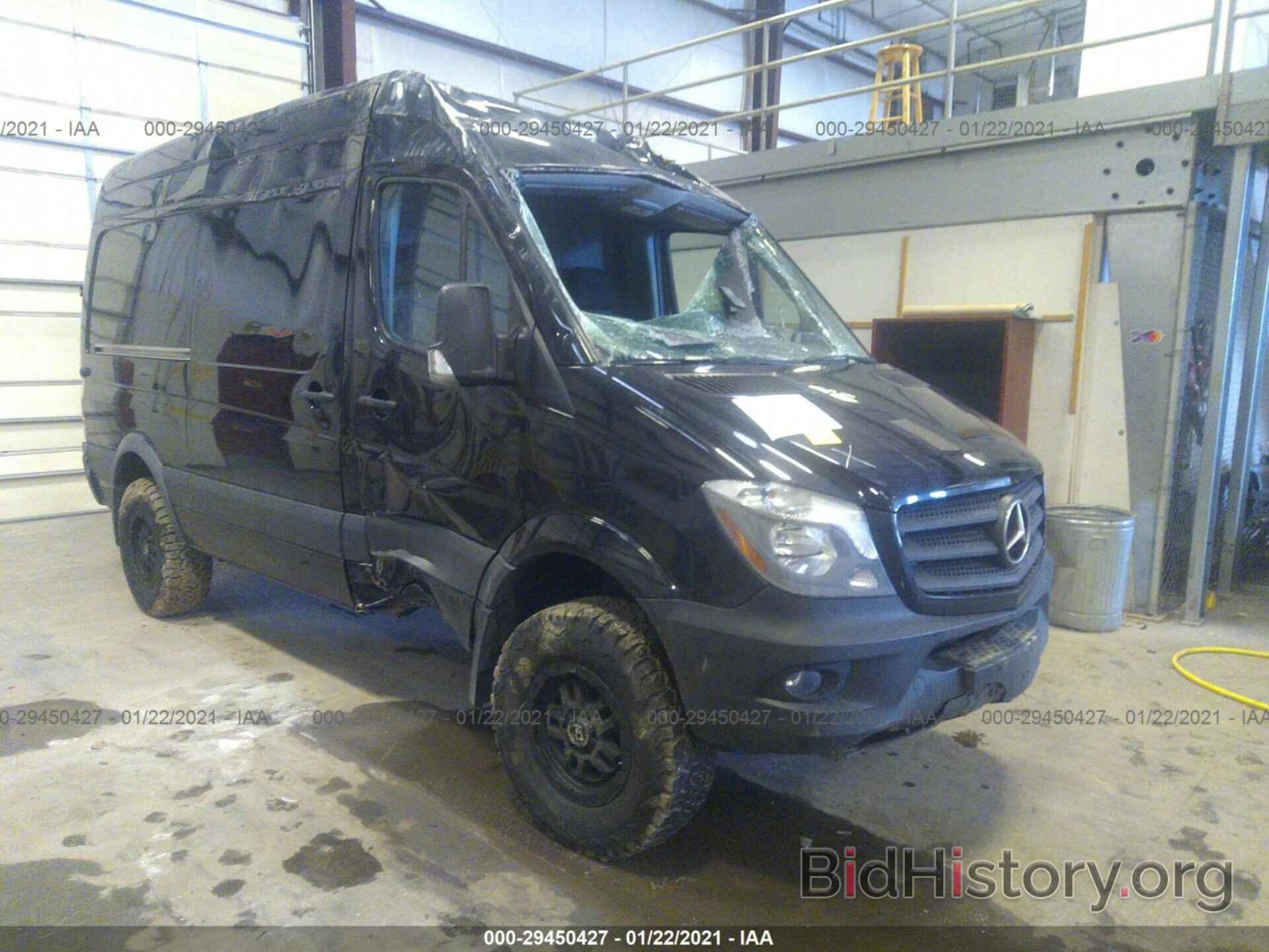 Photo WD3FE7CD0HP372843 - MERCEDES-BENZ SPRINTER CARGO VAN 2017