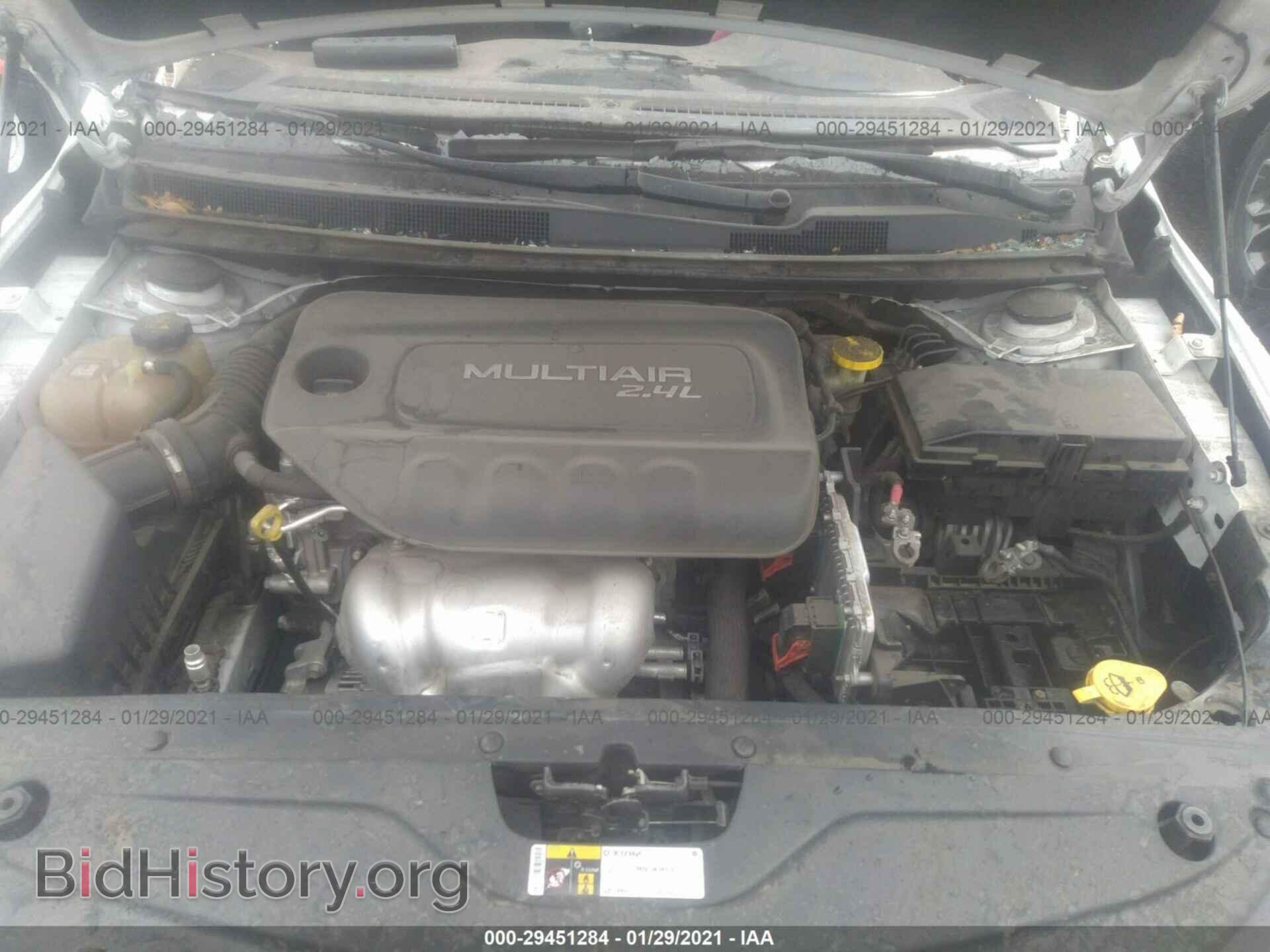 2015 CHRYSLER 200 - VIN: 1C3CCCAB8FN681773 - Photo 10
