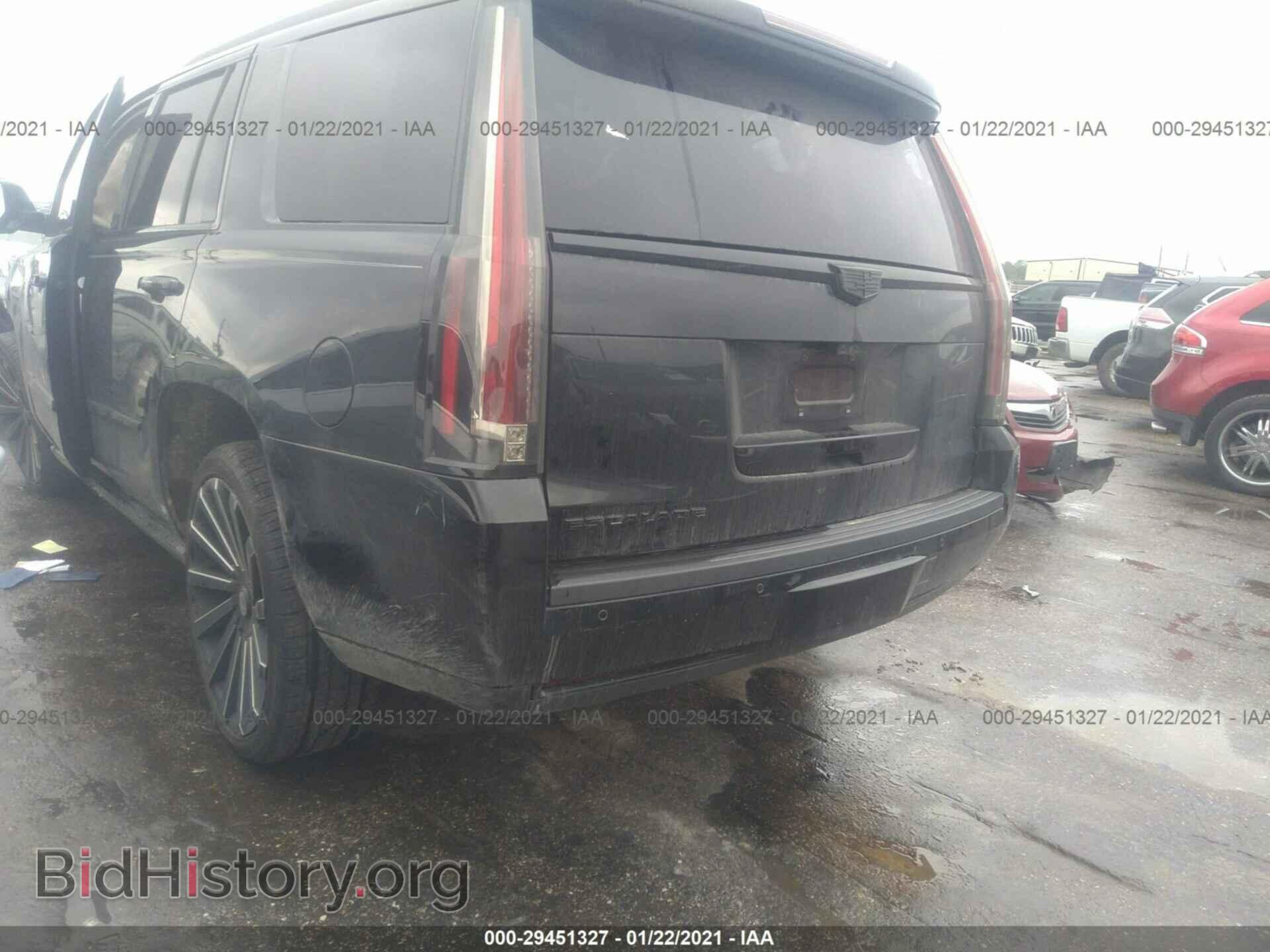 2017 CADILLAC ESCALADE - VIN: 1GYS4DKJ2HR224110 - Фото 3