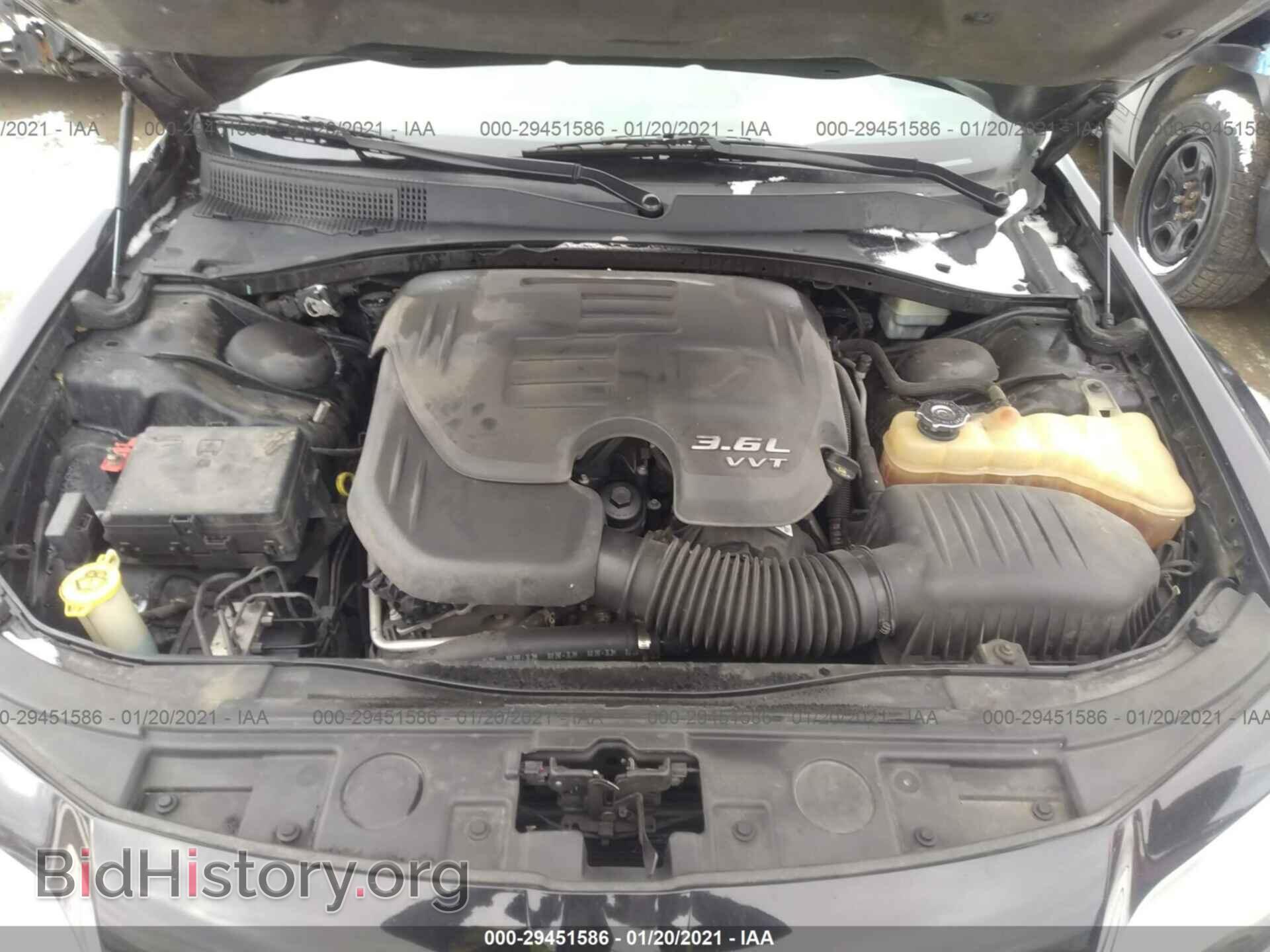 2012 CHRYSLER 300 - VIN: 2C3CCACG4CH136400 - Фото 10
