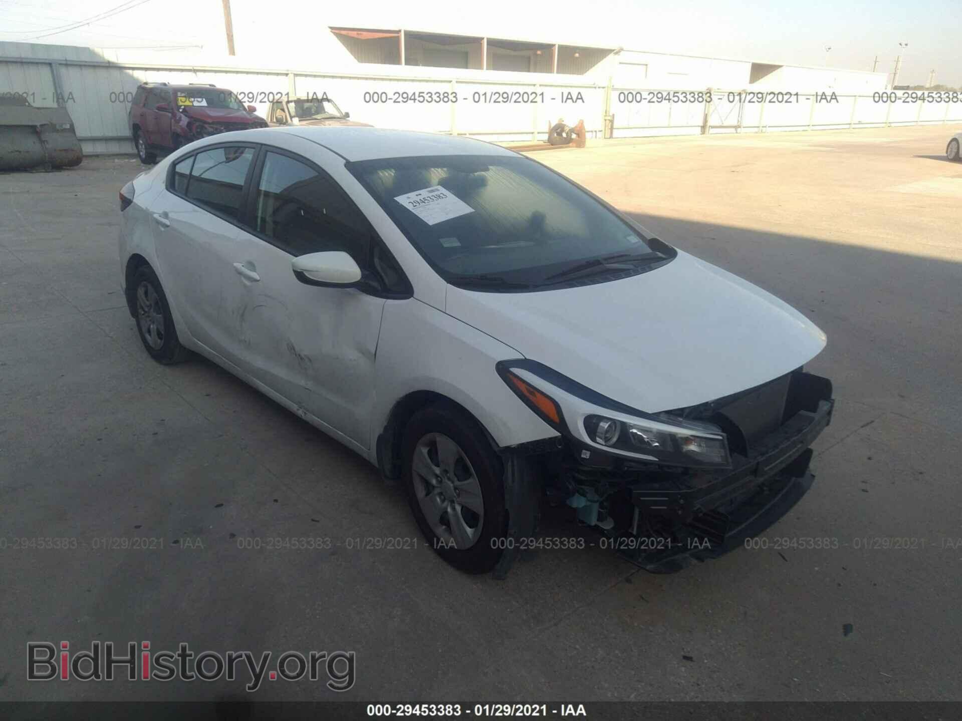 Фотография 3KPFK4A79HE121300 - KIA FORTE 2017
