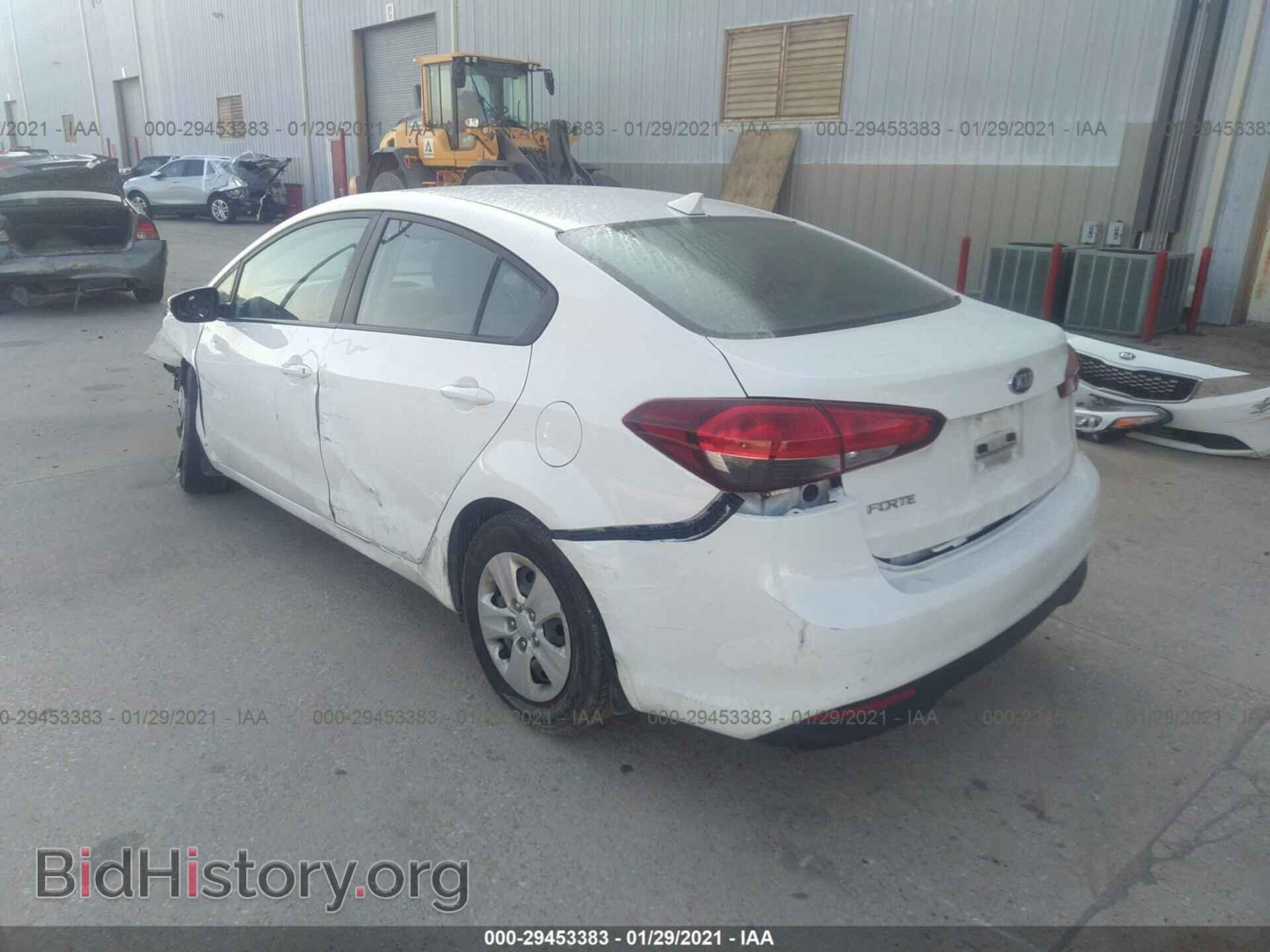 2017 KIA FORTE - VIN: 3KPFK4A79HE121300 - Фото 3