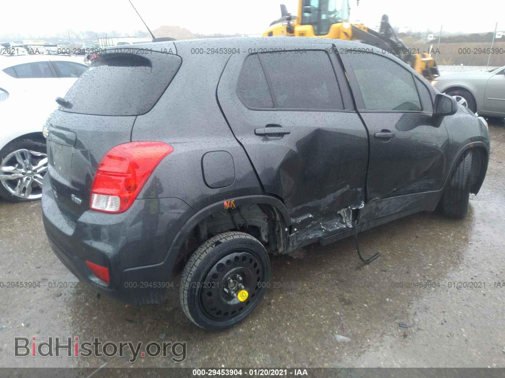 2019 CHEVROLET TRAX - VIN: 3GNCJKSB3KL255498 - Фото 4