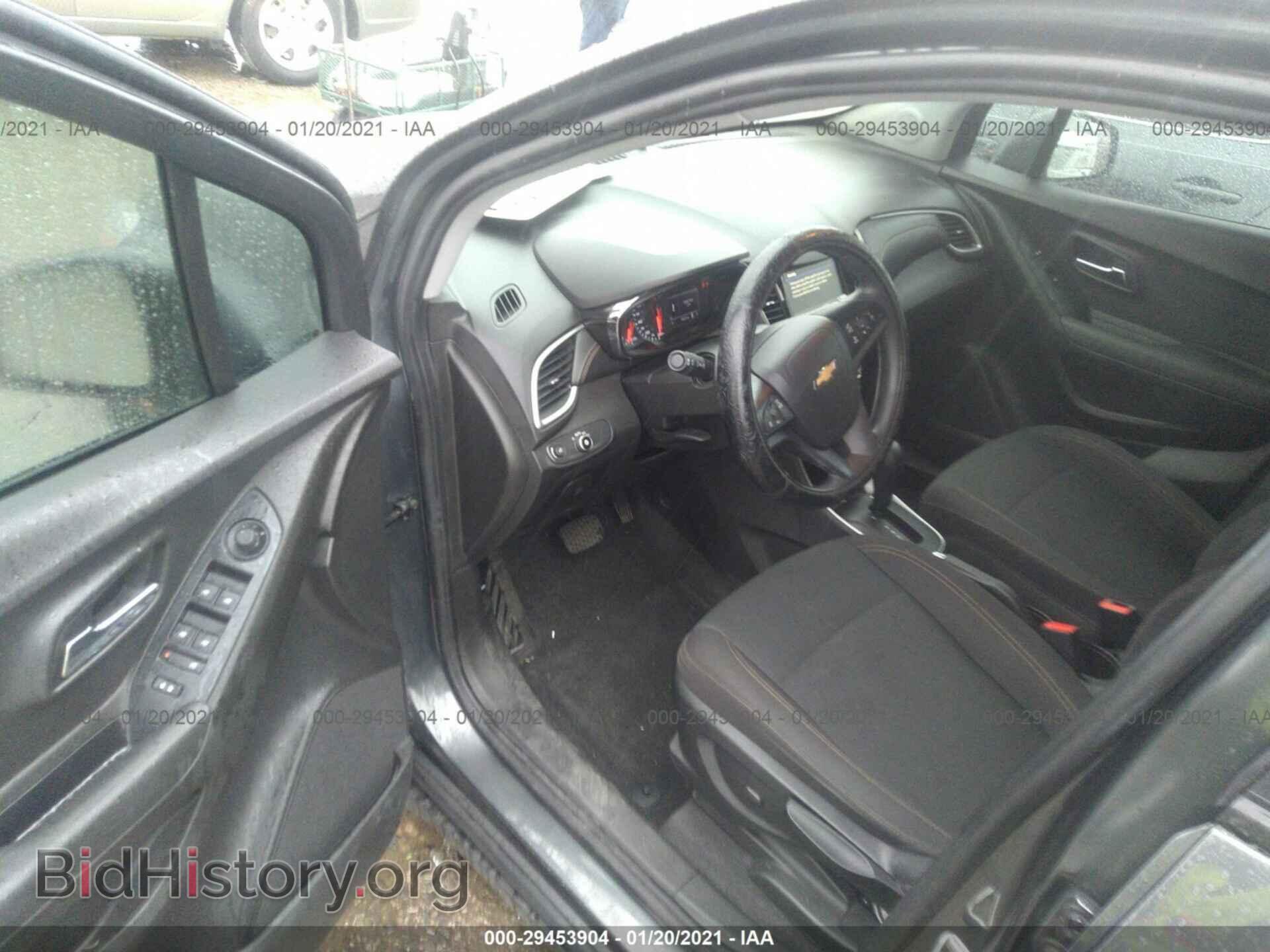 2019 CHEVROLET TRAX - VIN: 3GNCJKSB3KL255498 - Фото 5