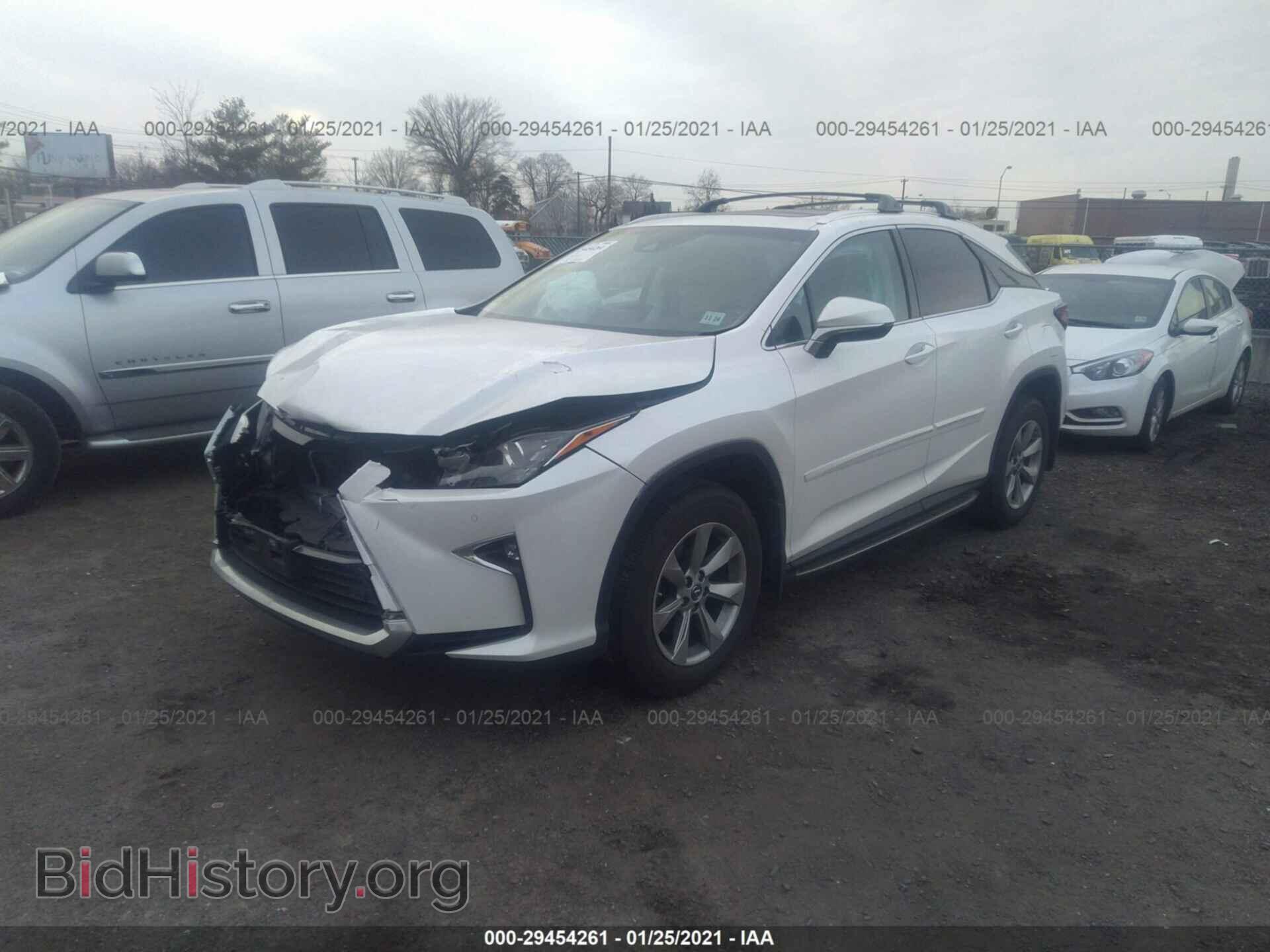 2019 LEXUS RX - VIN: 2T2BZMCA8KC210702 - Фото 2