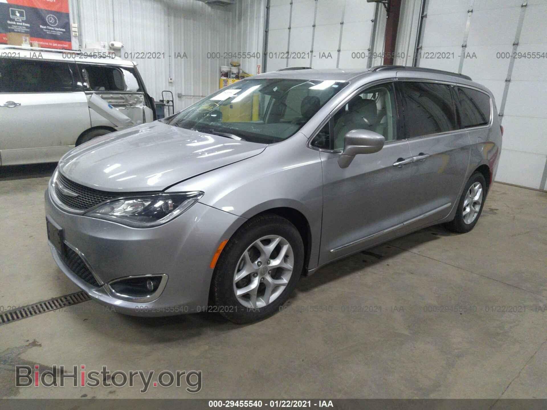 2017 CHRYSLER PACIFICA - VIN: 2C4RC1BG2HR525951 - Фото 2