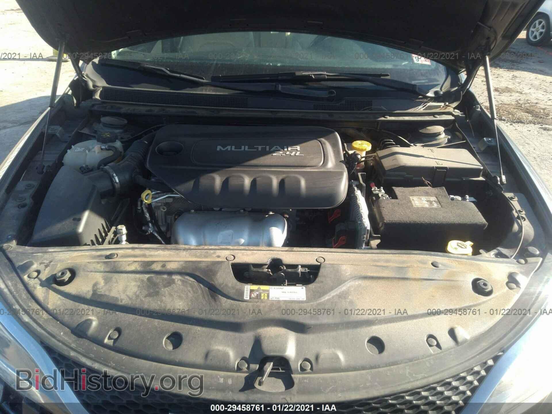 2017 CHRYSLER 200 - VIN: 1C3CCCAB8HN511707 - Фото 10