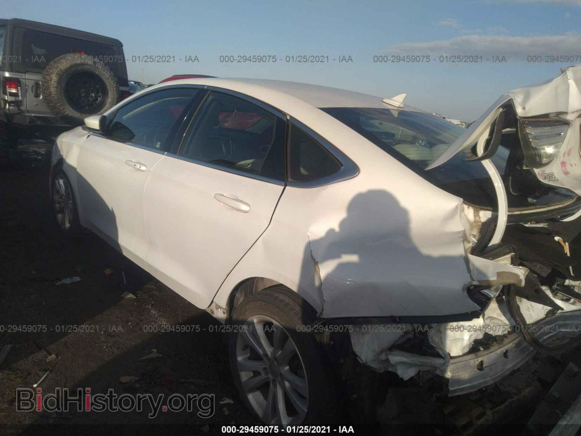 2015 CHRYSLER 200 - VIN: 1C3CCCAB2FN600413 - Фото 3