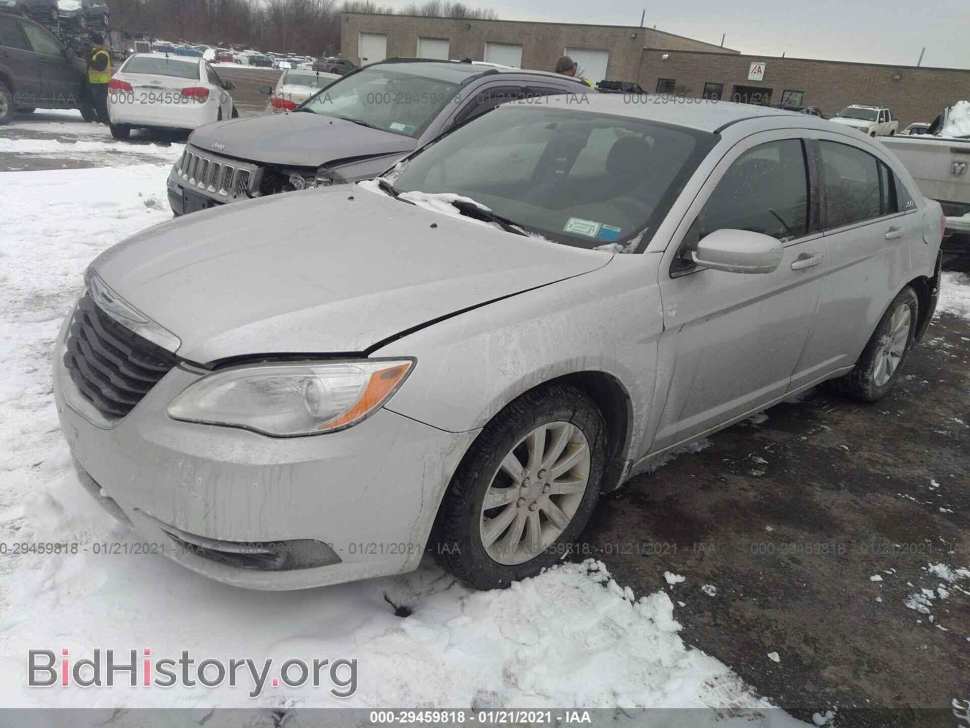 2012 CHRYSLER 200 - VIN: 1C3CCBBB0CN101016 - Фото 2