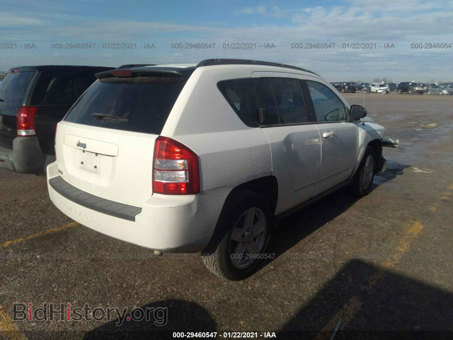 2010 JEEP COMPASS - VIN: 1J4NT4FA3AD516507 - Фото 4