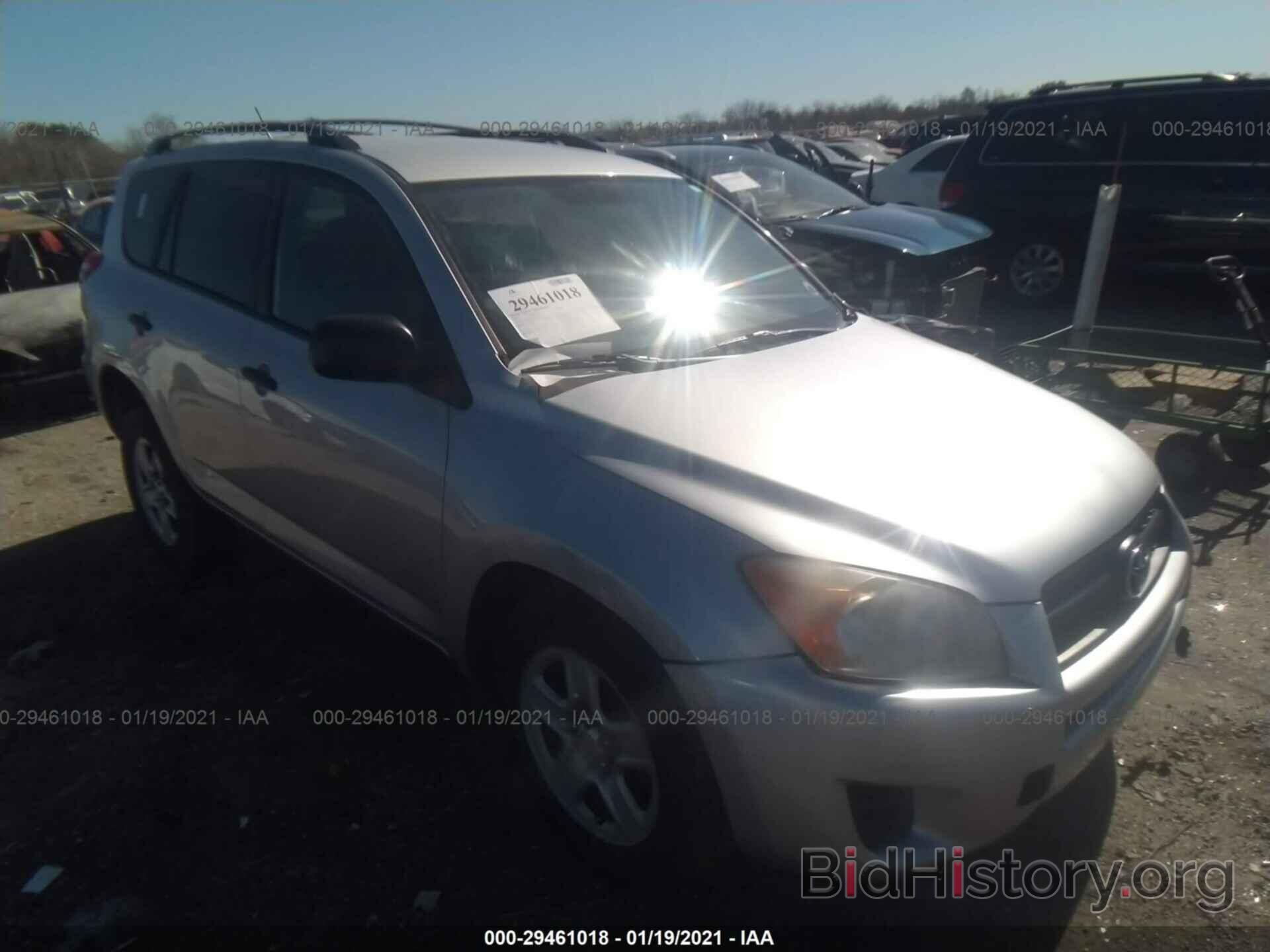 Photo 2T3ZF4DV1CW139072 - TOYOTA RAV4 2012