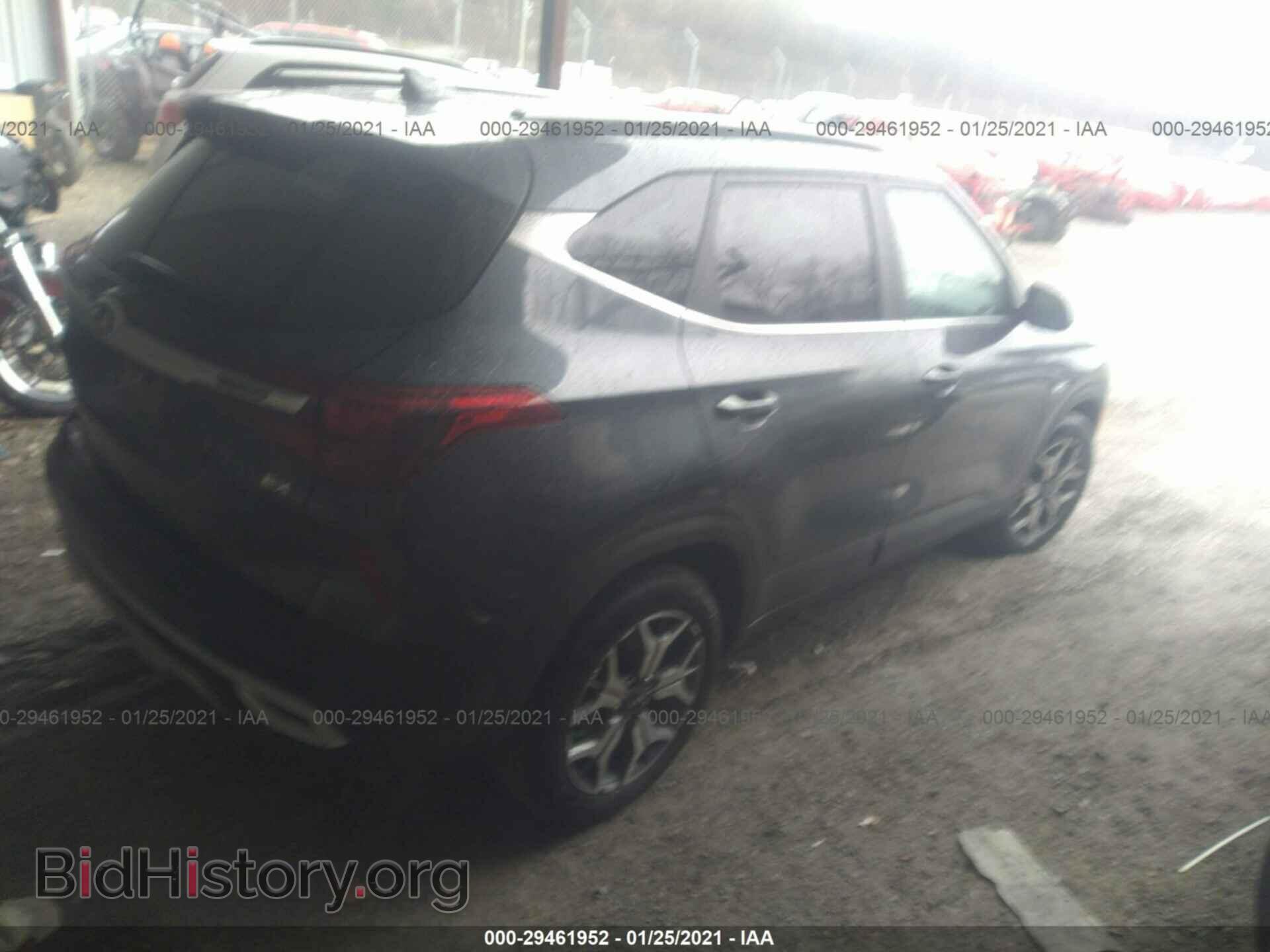 2021 KIA SELTOS - VIN: KNDERCAA9M7122910 - Фото 4