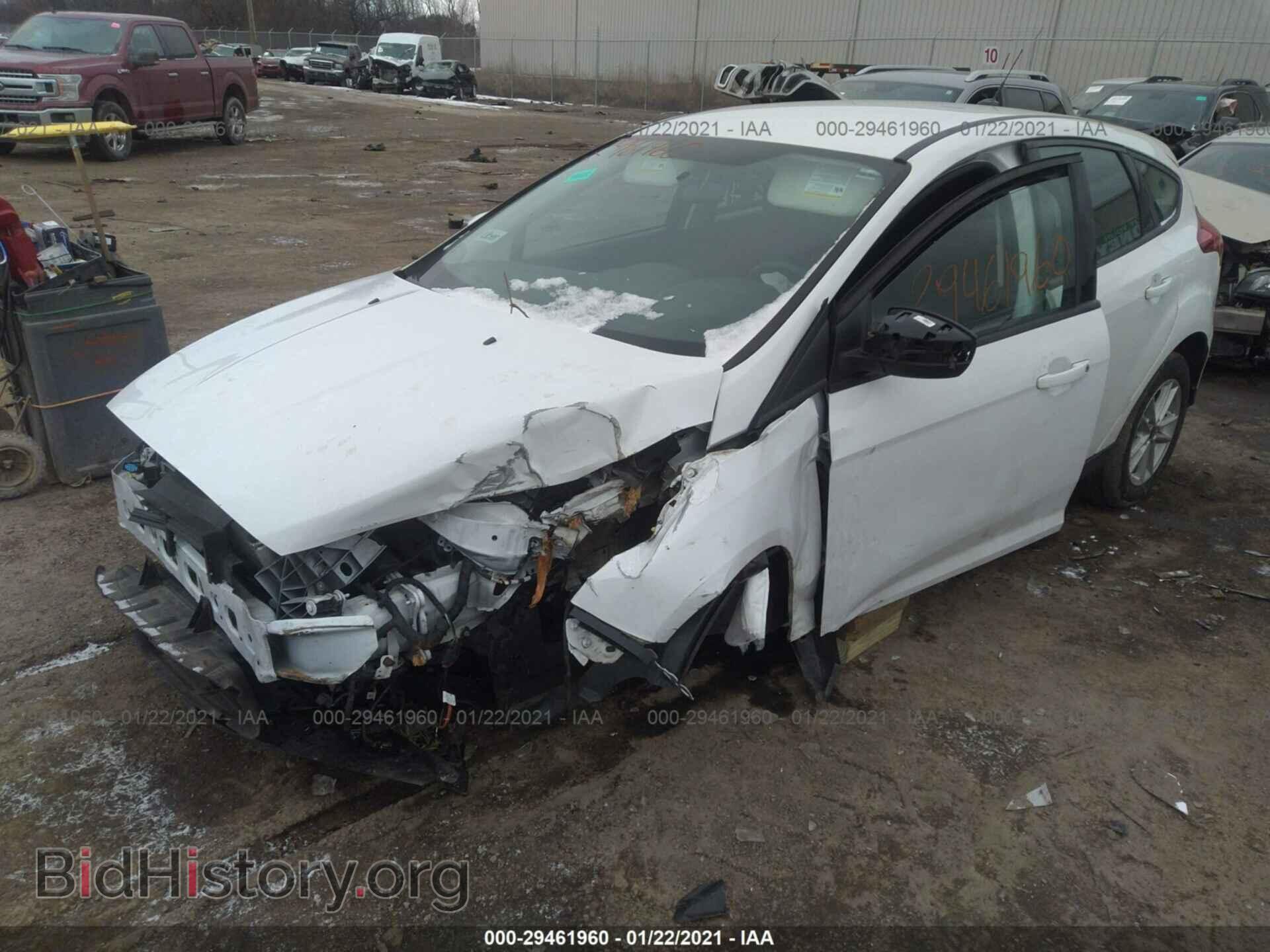 2016 FORD FOCUS - VIN: 1FADP3K20GL359411 - Фото 2