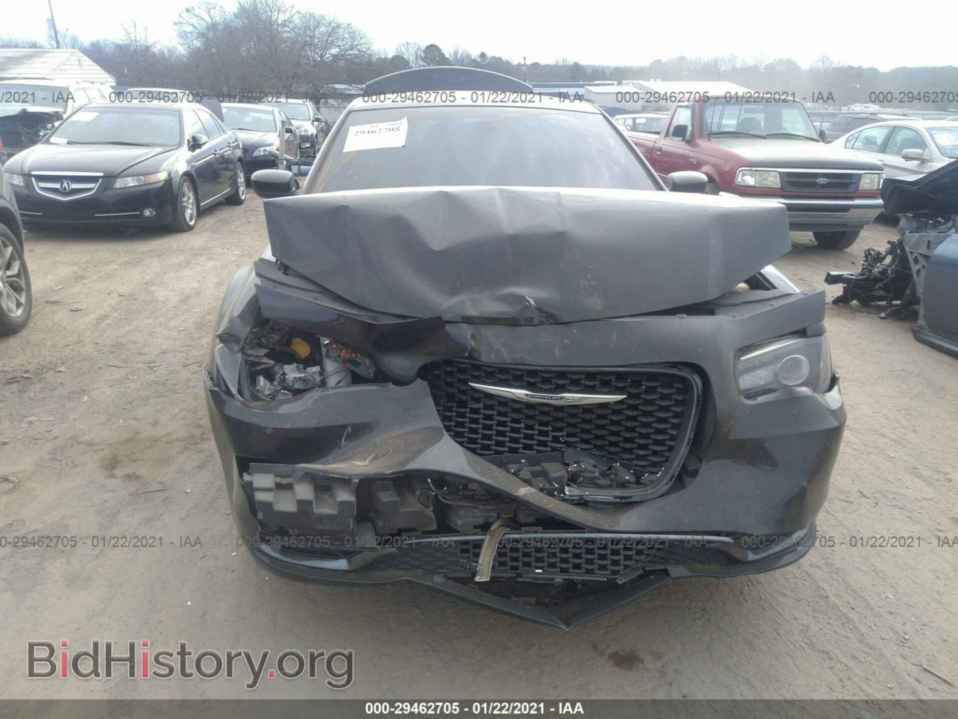 2017 CHRYSLER 300 - VIN: 2C3CCAGG3HH597587 - Photo 6