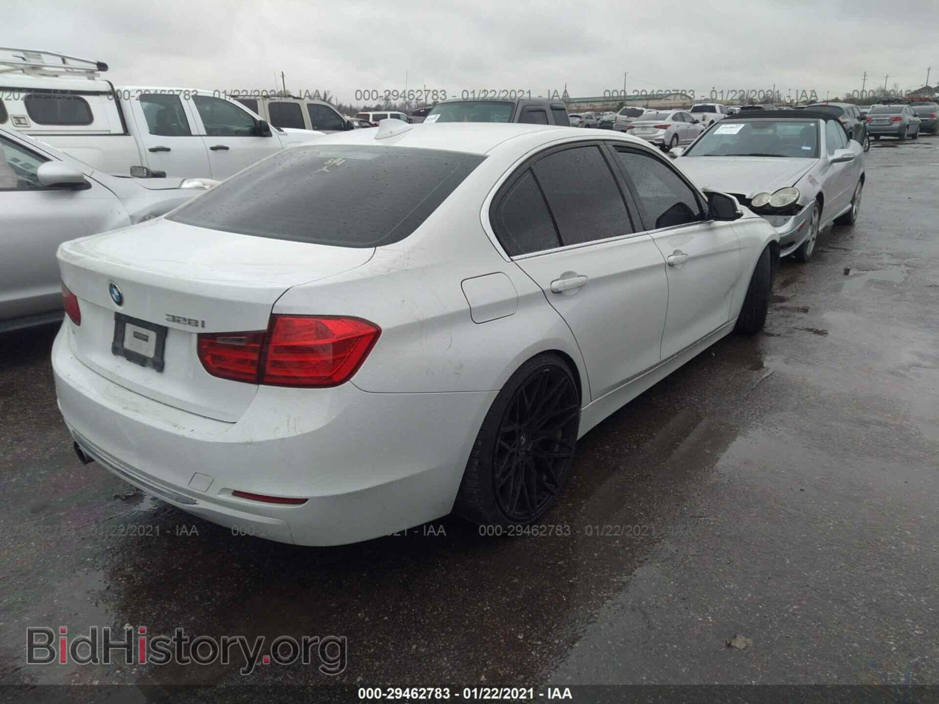 2013 BMW 3 SERIES - VIN: WBA3A5C50DF351859 - Фото 4