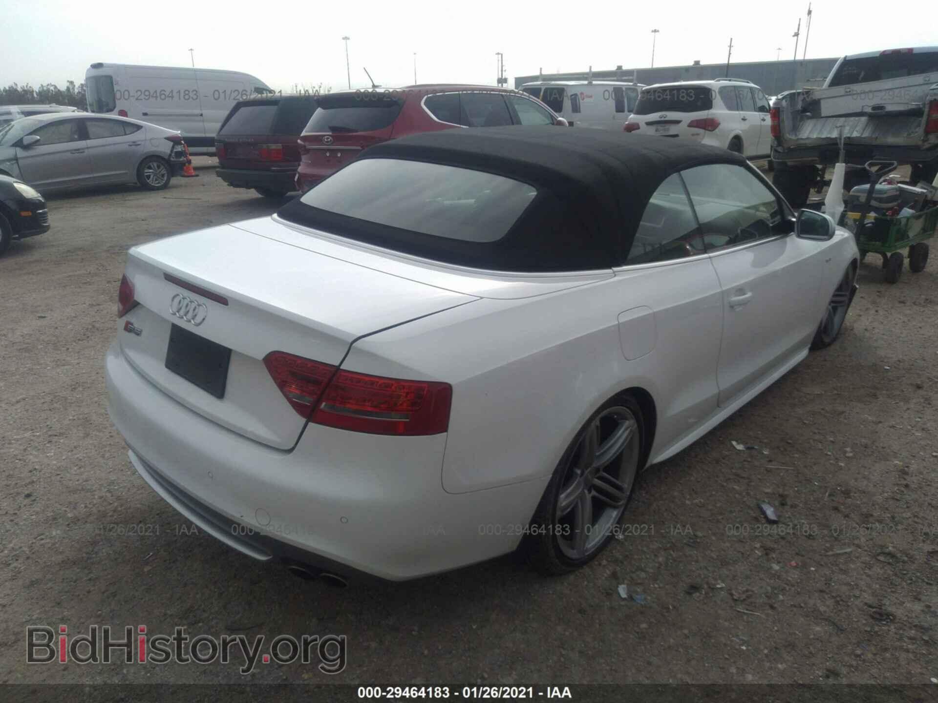 2011 AUDI S5 - VIN: WAUCGAFH6BN000910 - Фото 4