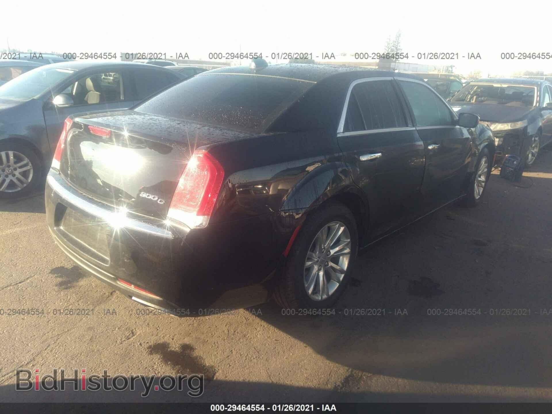 2017 CHRYSLER 300 - VIN: 2C3CCAEG2HH564261 - Фото 4