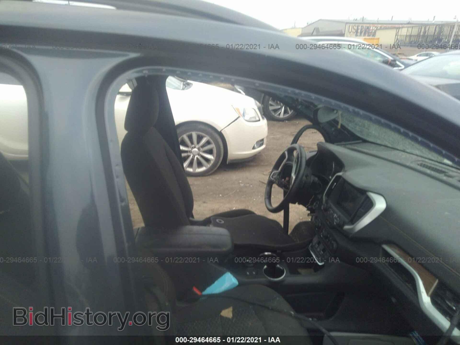 2018 GMC TERRAIN - VIN: 3GKALTEV9JL192805 - Photo 5
