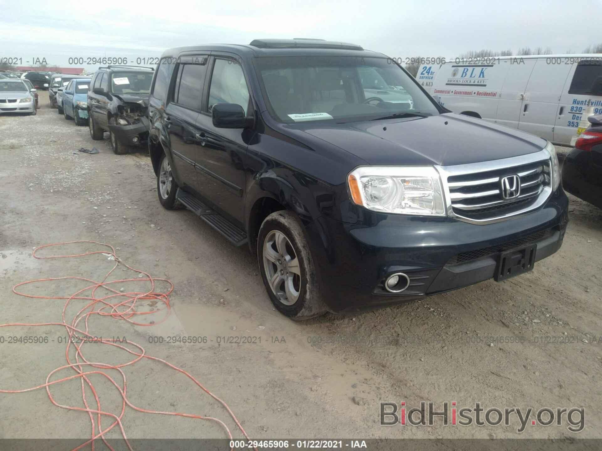 Photo 5FNYF3H54CB037979 - HONDA PILOT 2012