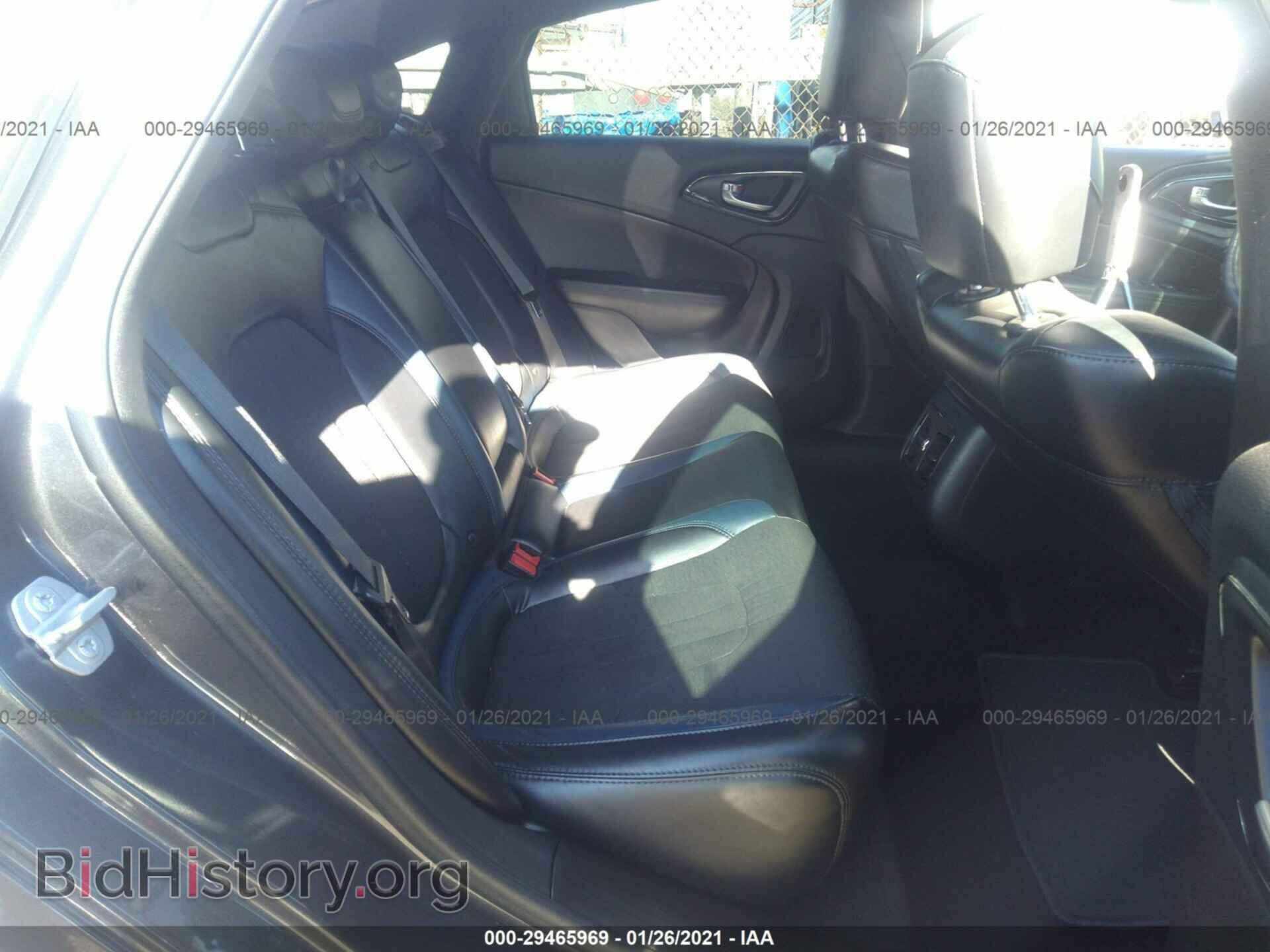 2015 CHRYSLER 200 - VIN: 1C3CCCDG0FN632218 - Фото 8