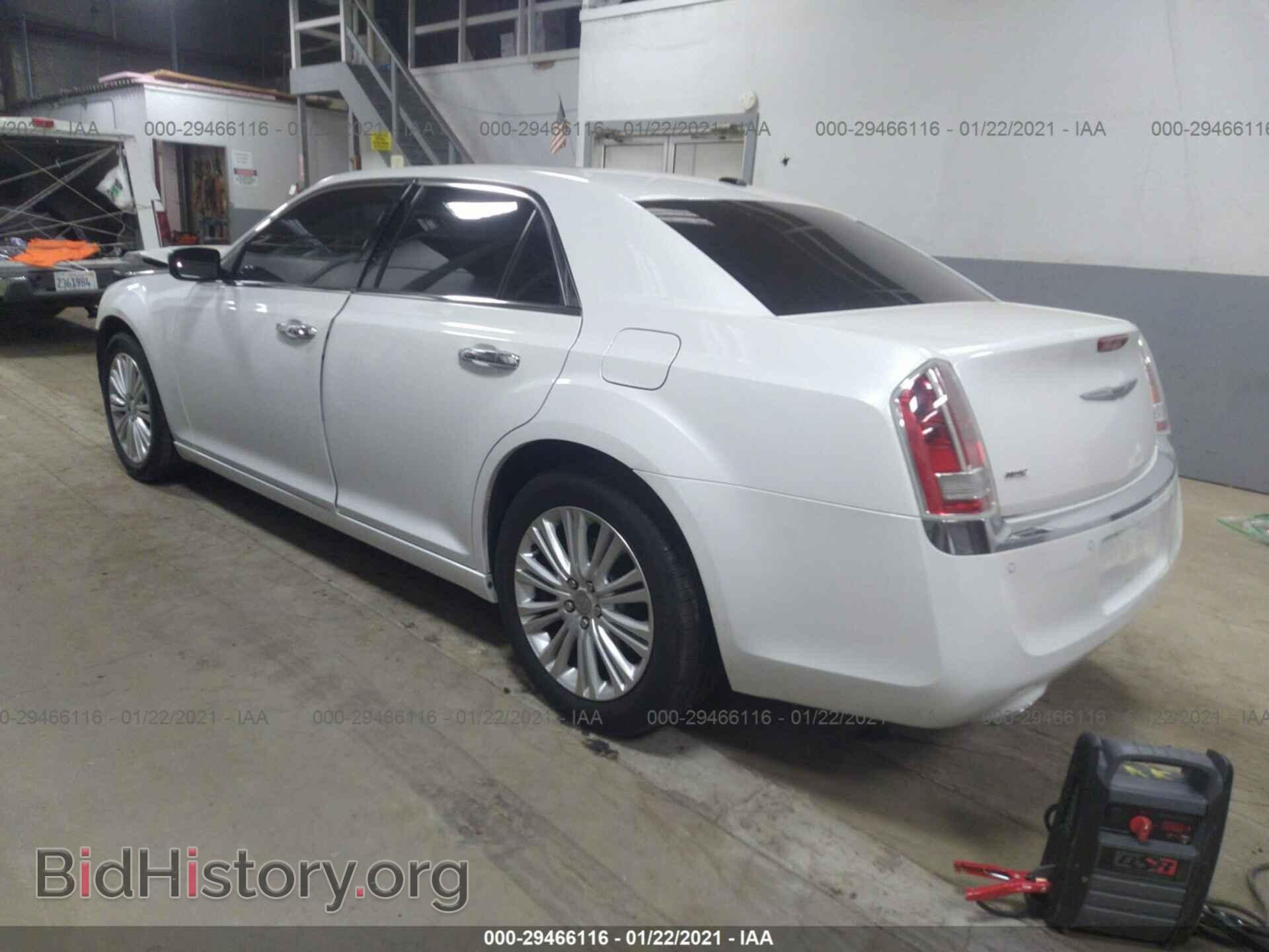 2014 CHRYSLER 300 - VIN: 2C3CCAKT6EH163454 - Фото 3