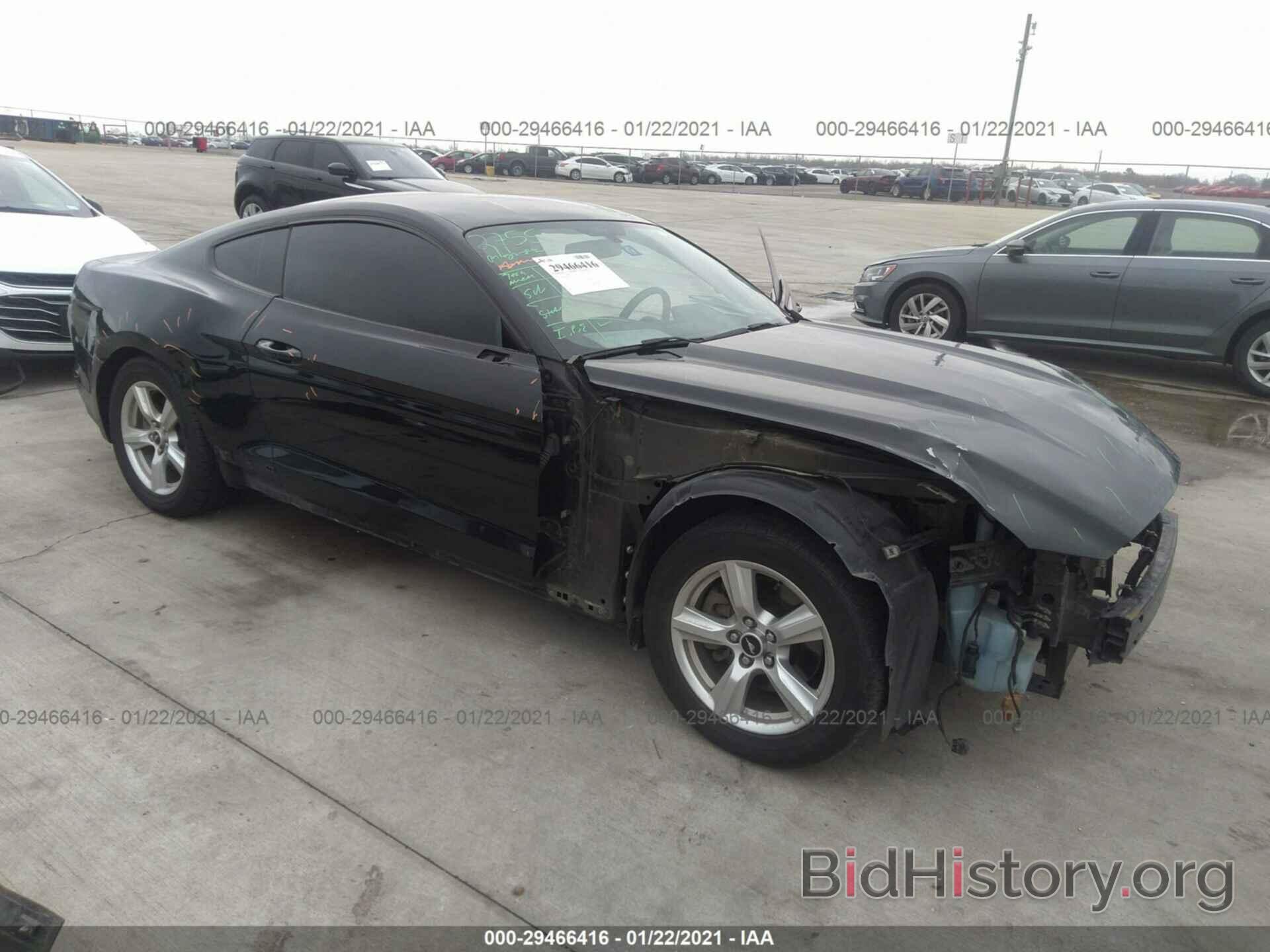 Photo 1FA6P8AM0F5344676 - FORD MUSTANG 2015