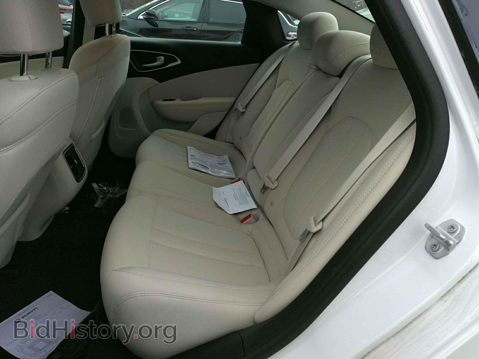 2016 CHRYSLER 200 - VIN: 1C3CCCABXGN159308 - Фото 8