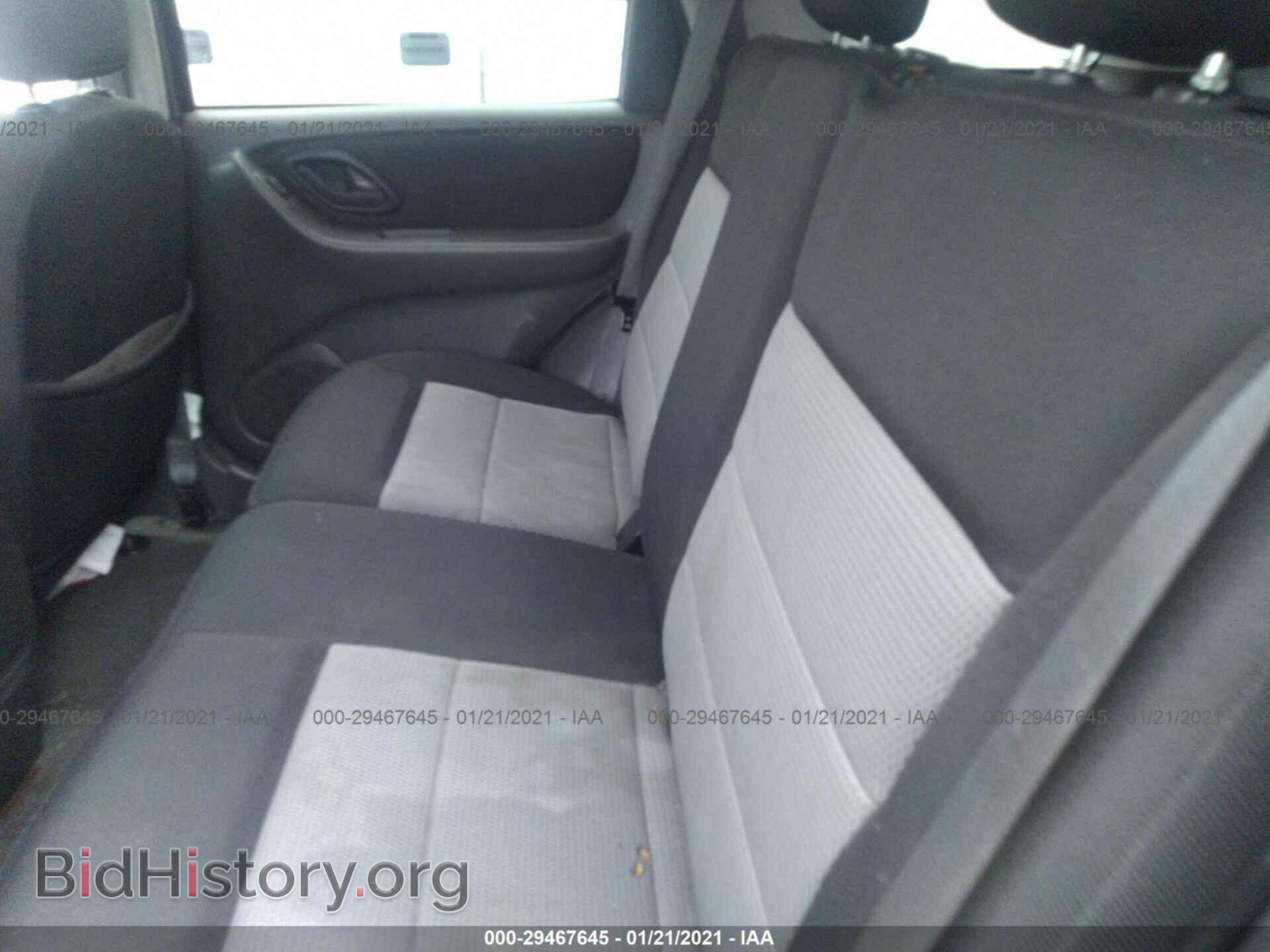 2007 FORD ESCAPE - VIN: 1FMCU03127KA40371 - Фото 8