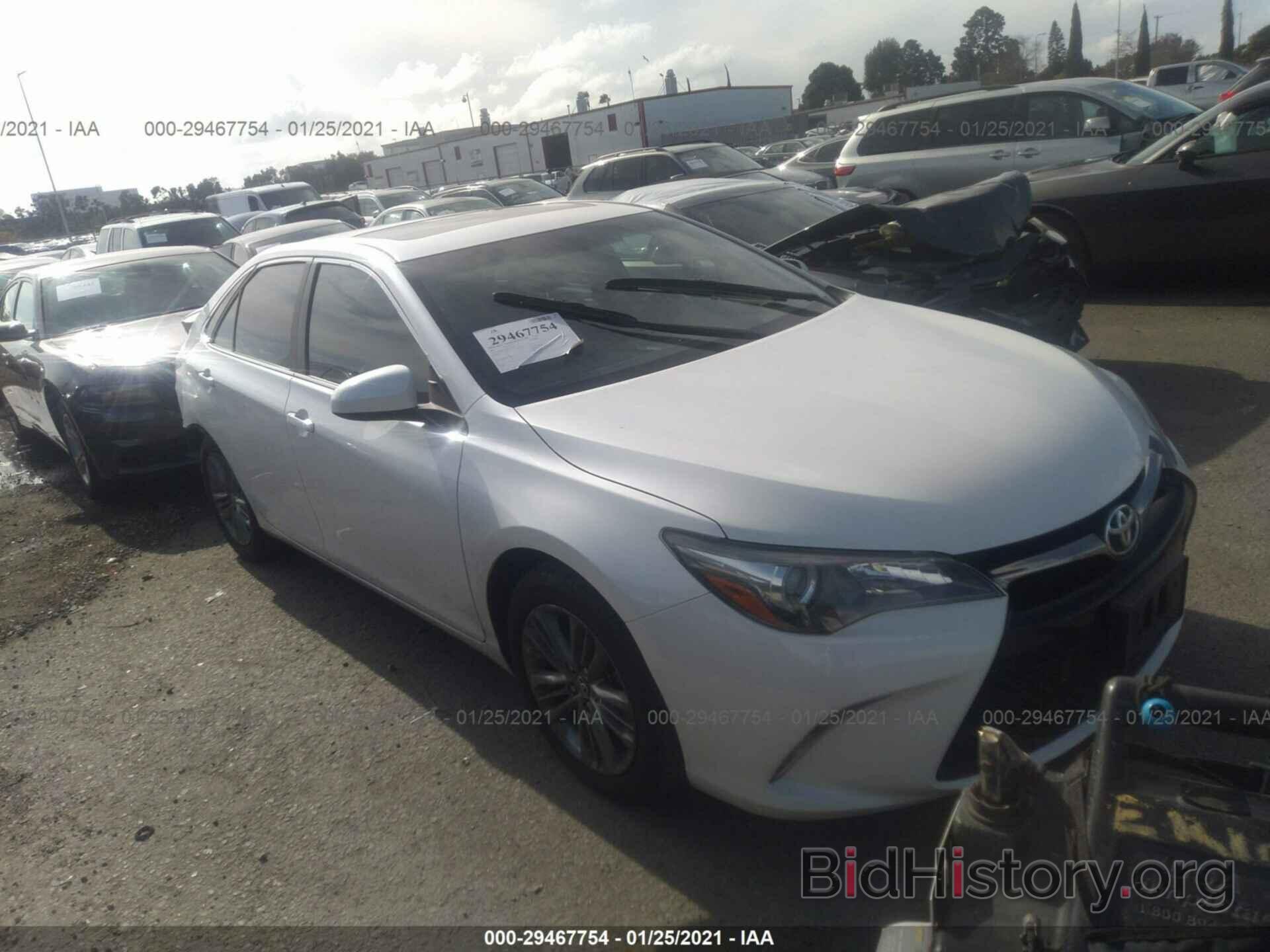 Photo 4T1BF1FK1HU325892 - TOYOTA CAMRY 2017