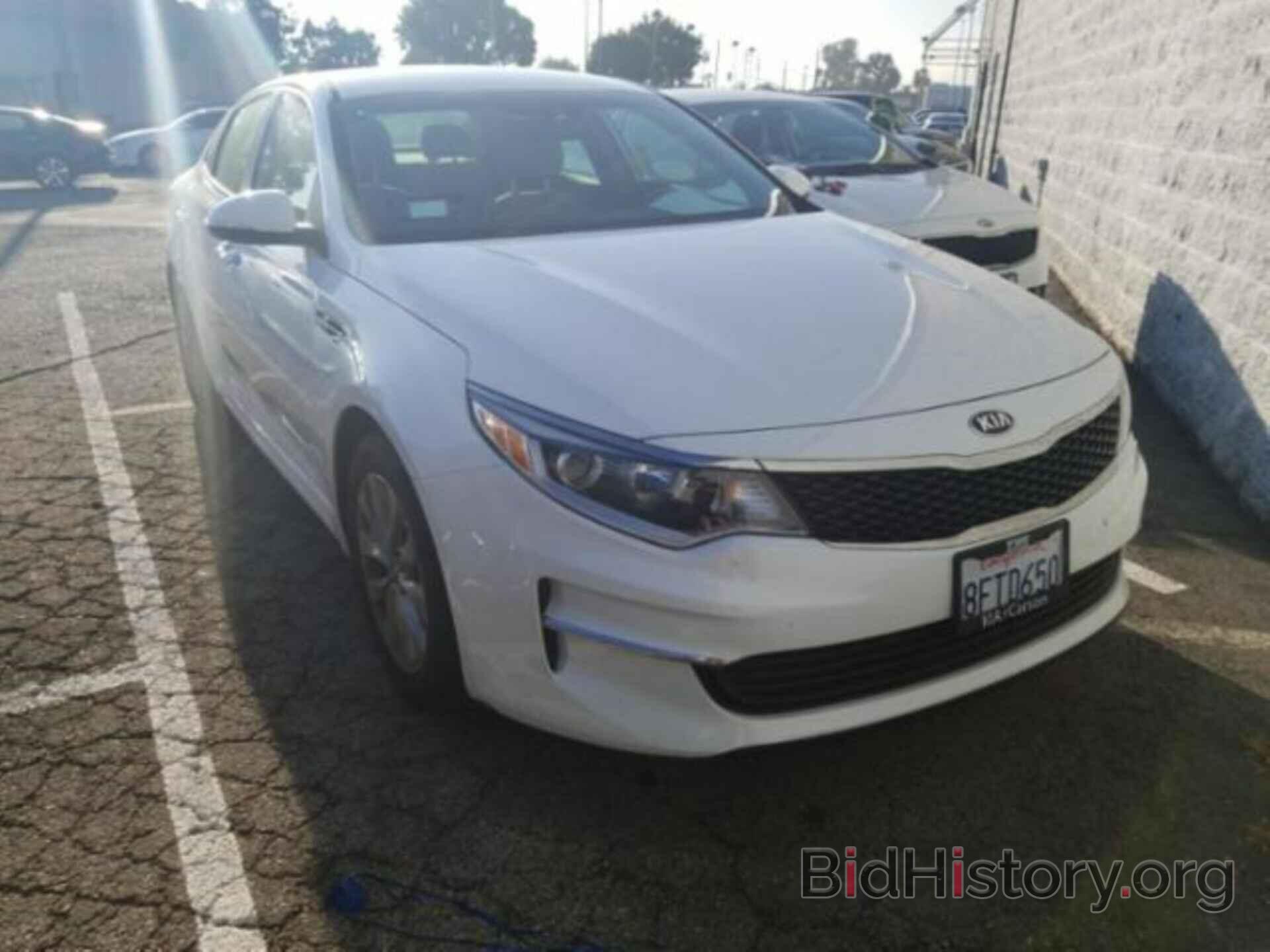 Photo 5XXGT4L39JG265907 - KIA OPTIMA 2018