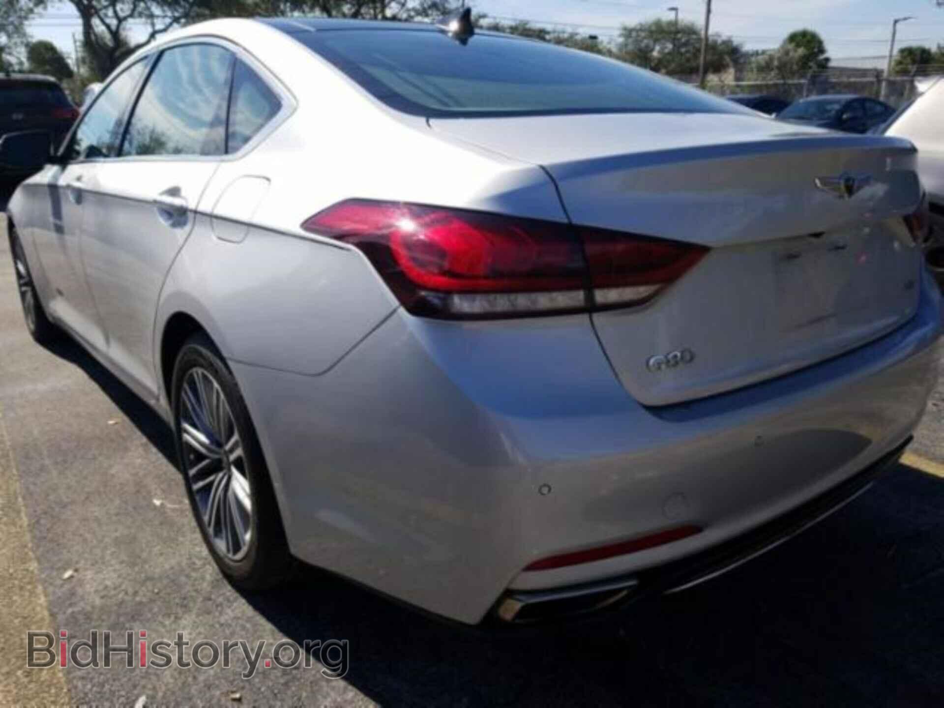 2018 GENESIS G80 - VIN: KMHGN4JE1JU239290 - Фото 3