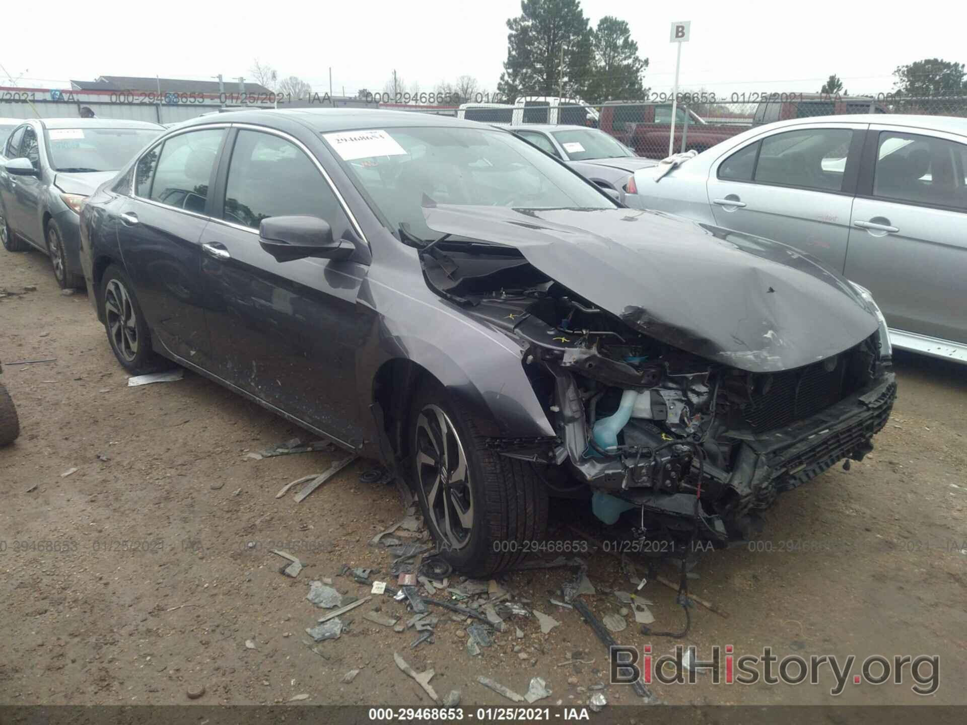 Photo 1HGCR2F87HA013038 - HONDA ACCORD SEDAN 2017