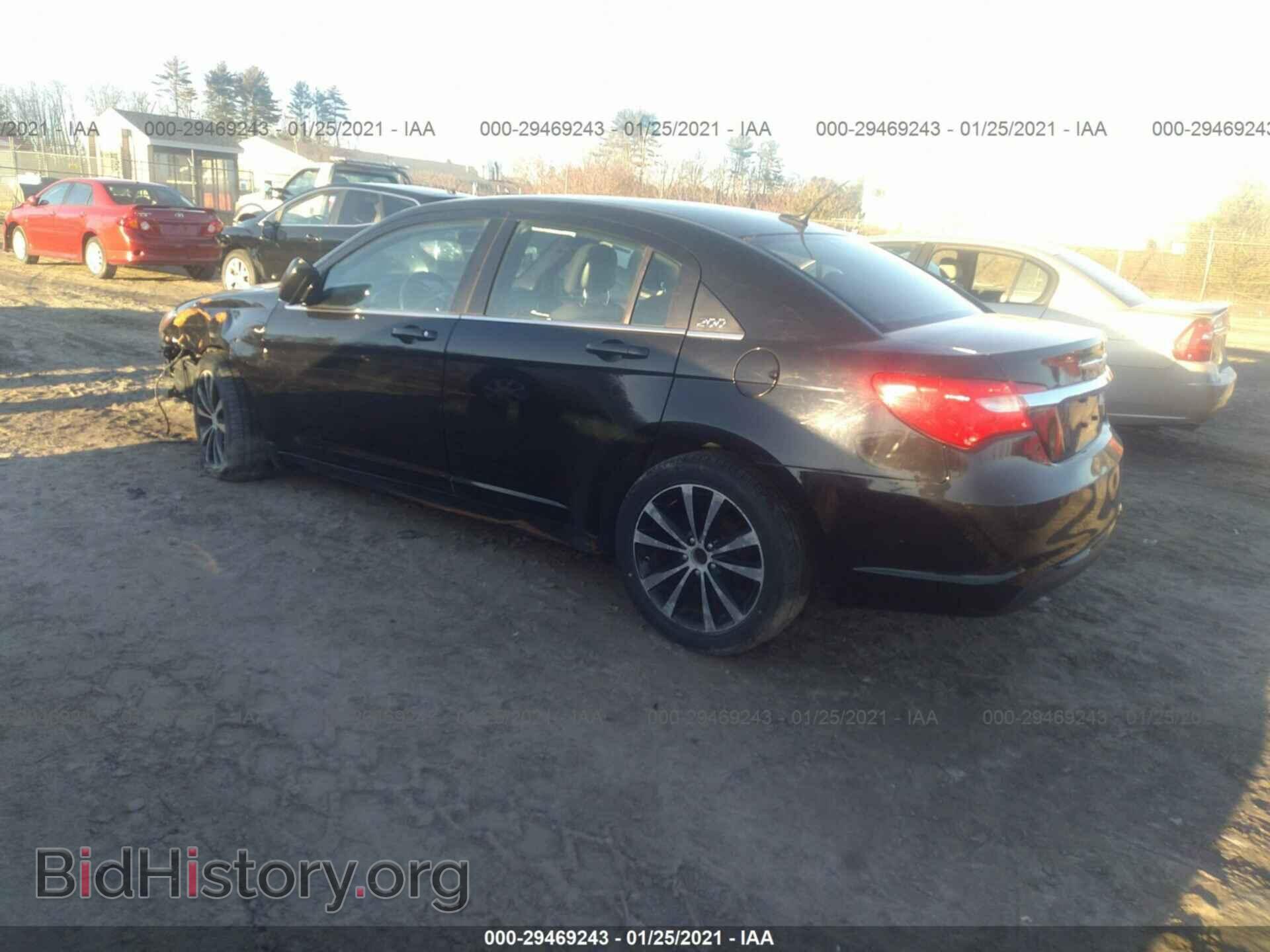 2013 CHRYSLER 200 - VIN: 1C3CCBBB7DN617133 - Фото 3