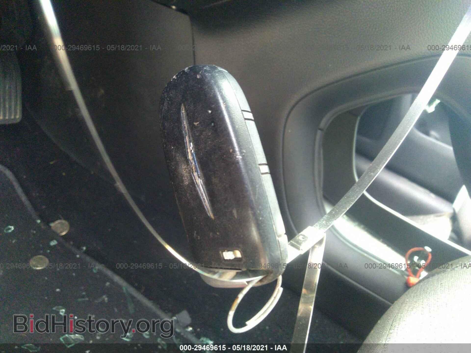 2016 CHRYSLER 200 - VIN: 1C3CCCAB2GN125136 - Фото 11