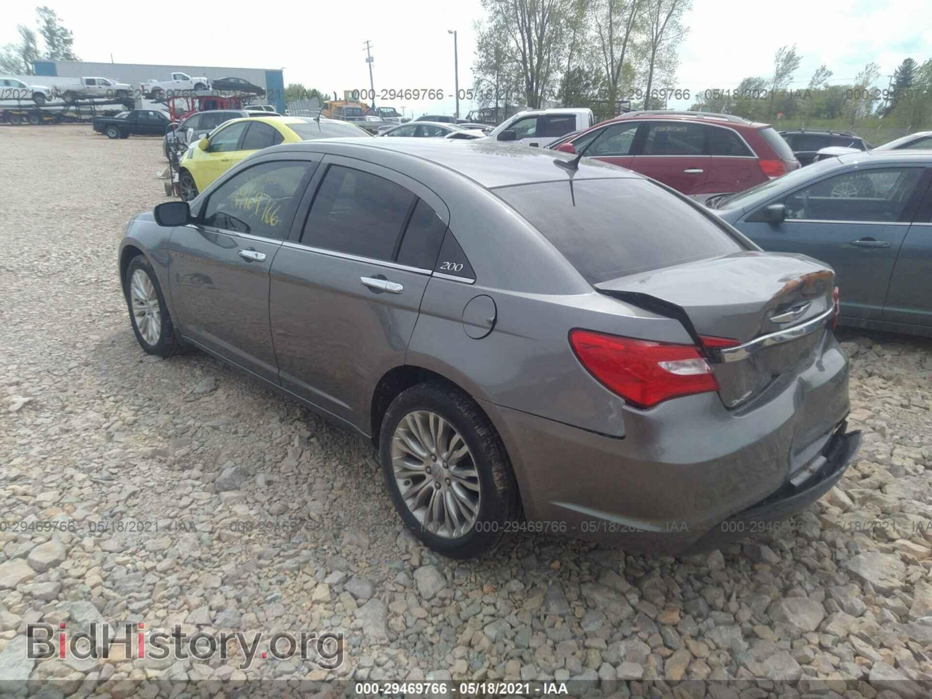 2012 CHRYSLER 200 - VIN: 1C3CCBCG2CN326533 - Photo 3