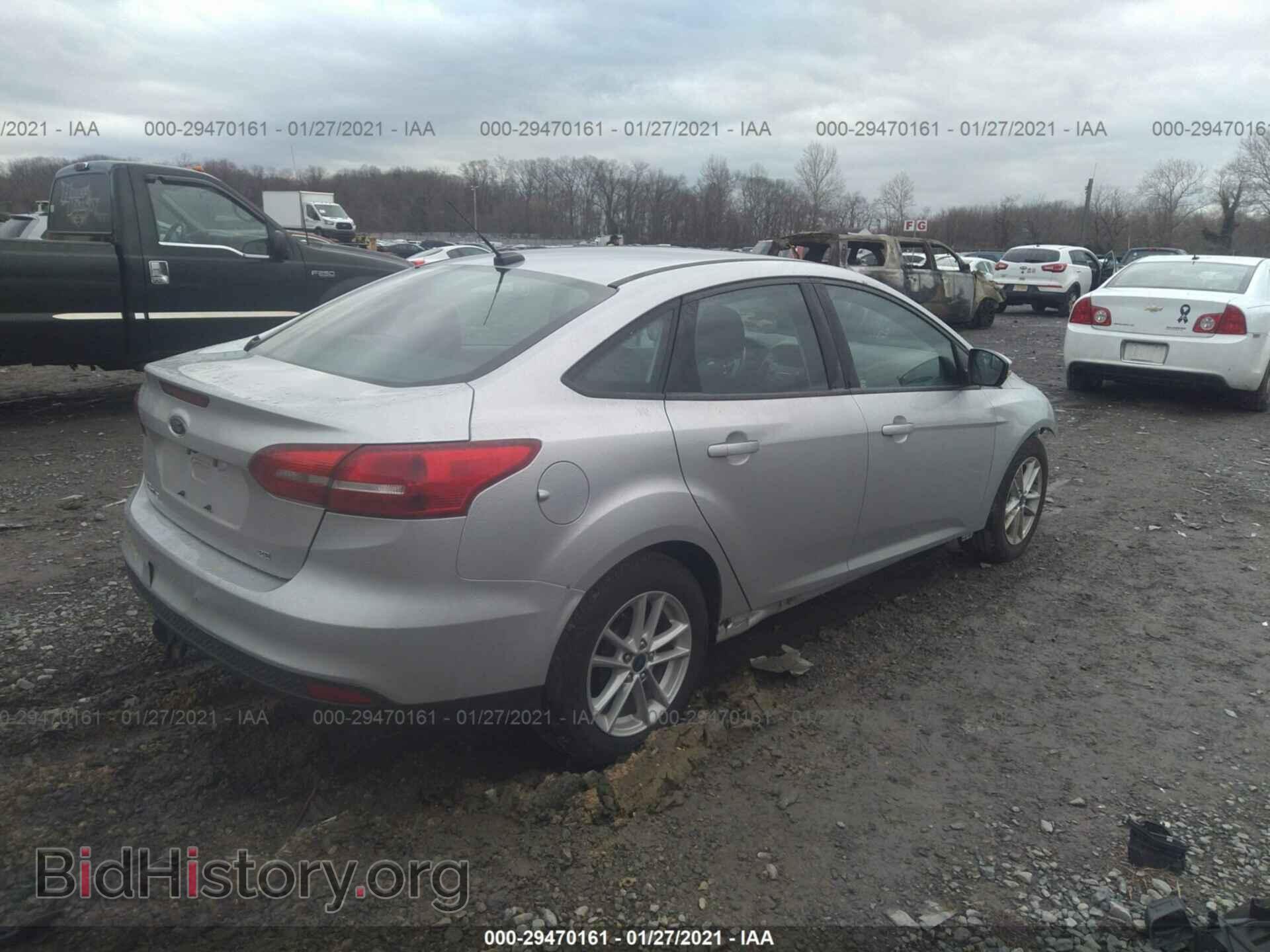 2017 FORD FOCUS - VIN: 1FADP3F25HL201075 - Фото 4