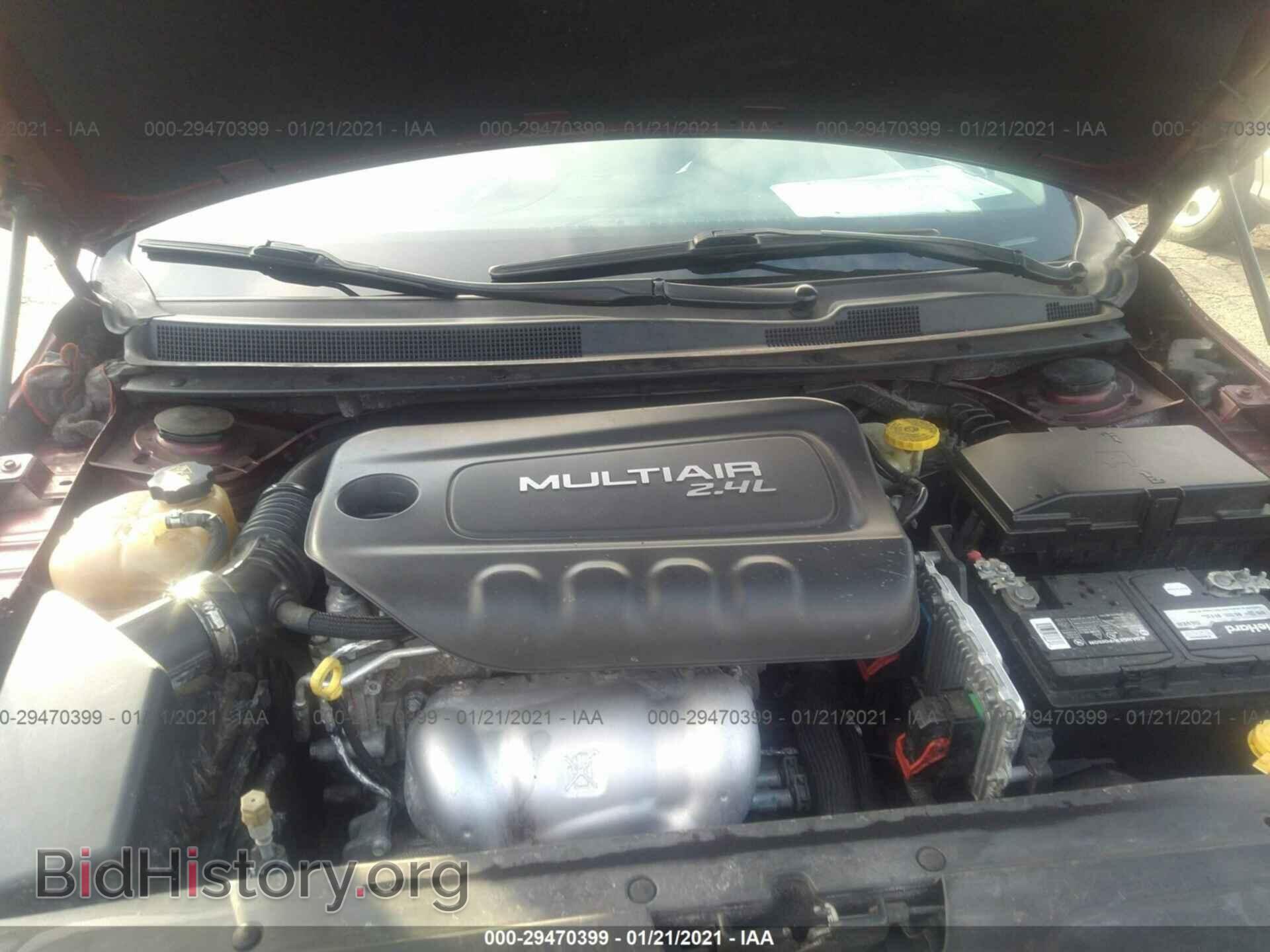 2016 CHRYSLER 200 - VIN: 1C3CCCAB2GN167757 - Фото 10