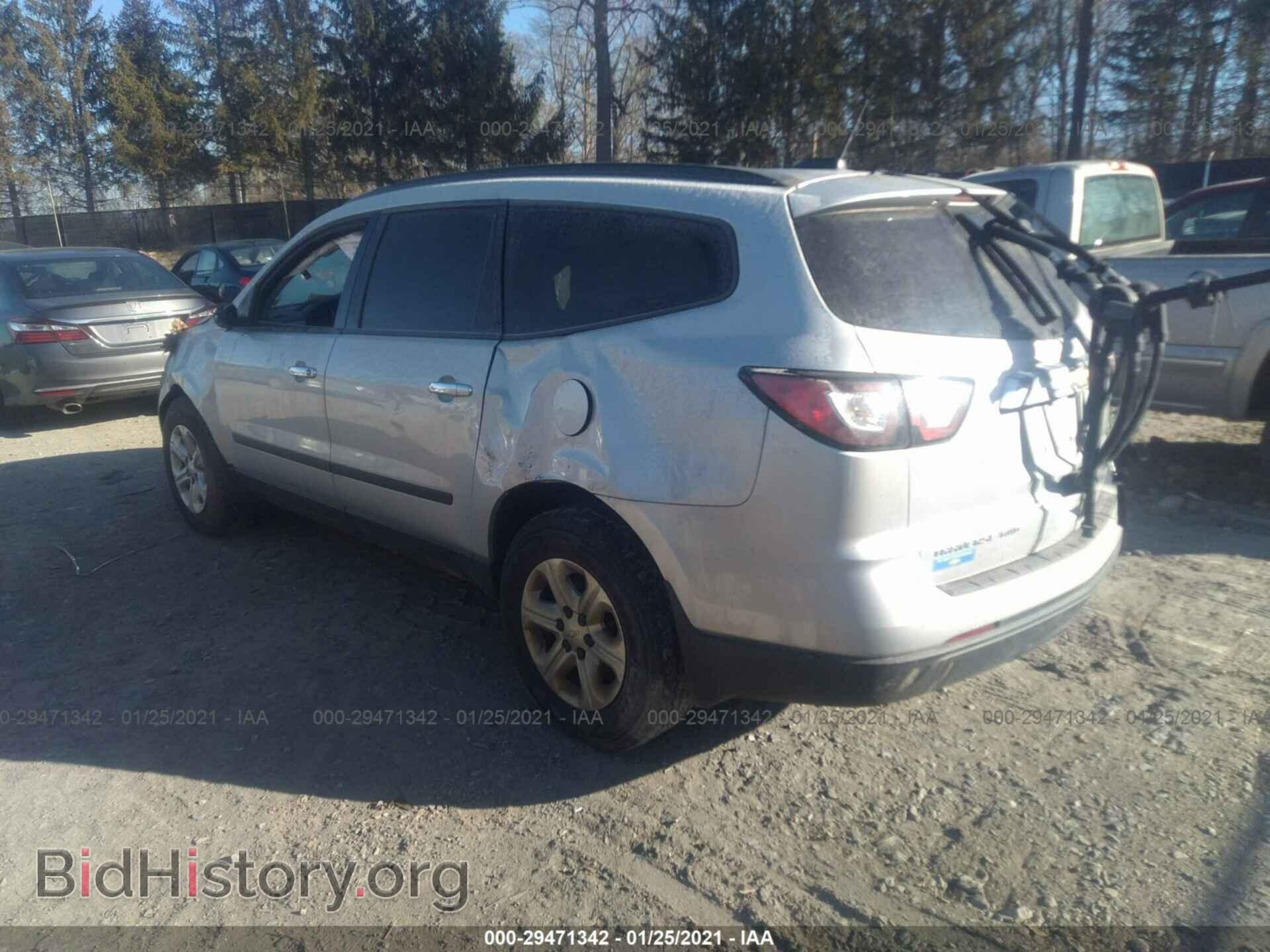 2017 CHEVROLET TRAVERSE - VIN: 1GNKVFED4HJ170464 - Фото 3