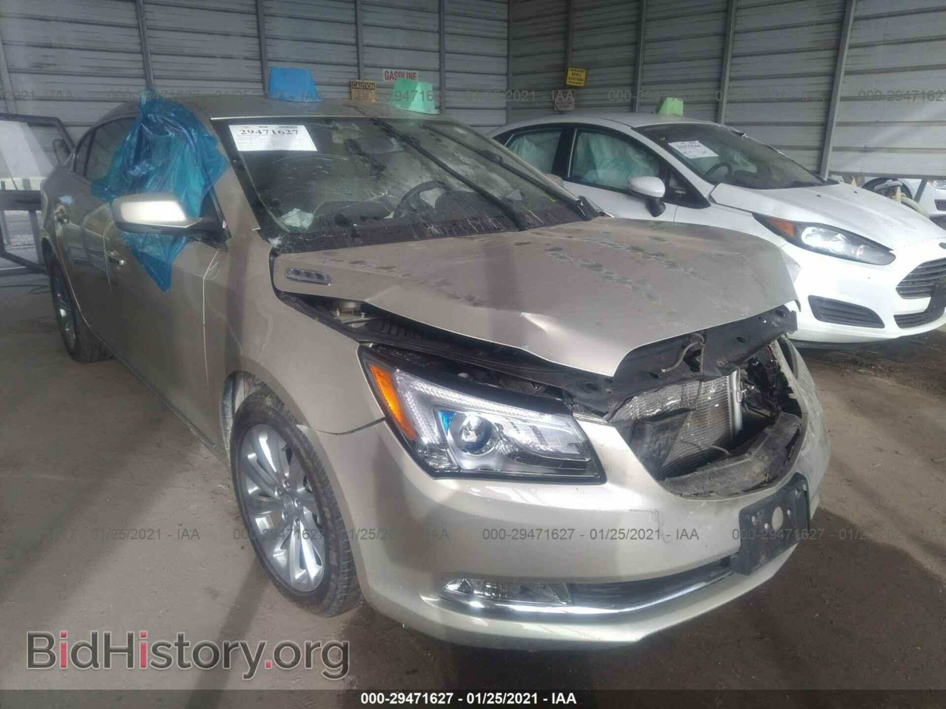 Photo 1G4GA5G3XGF282112 - BUICK LACROSSE 2016