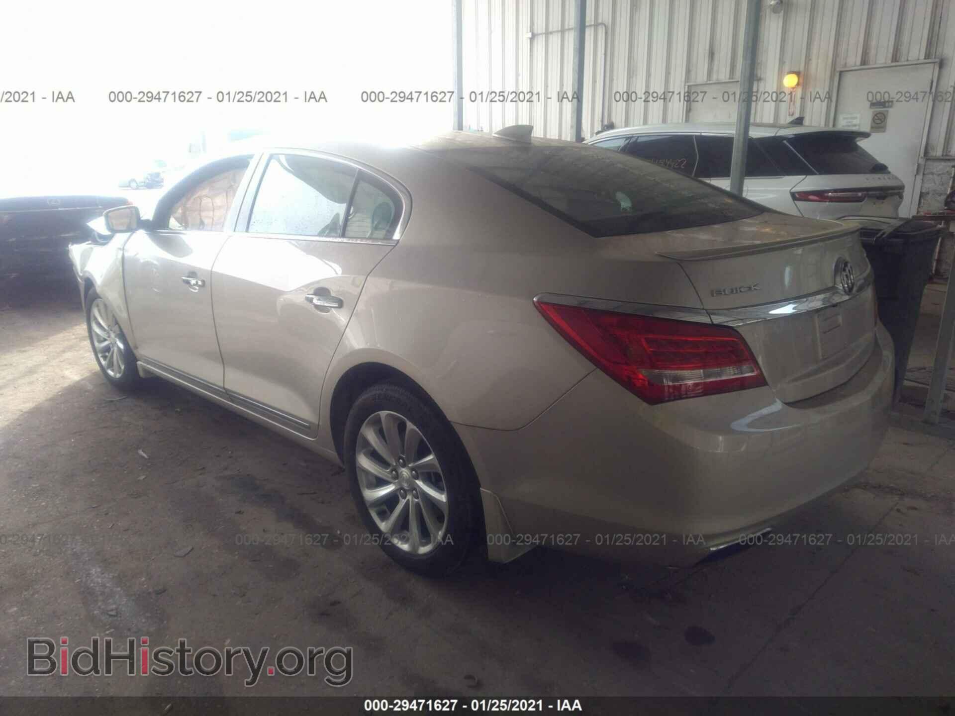 2016 BUICK LACROSSE - VIN: 1G4GA5G3XGF282112 - Фото 3