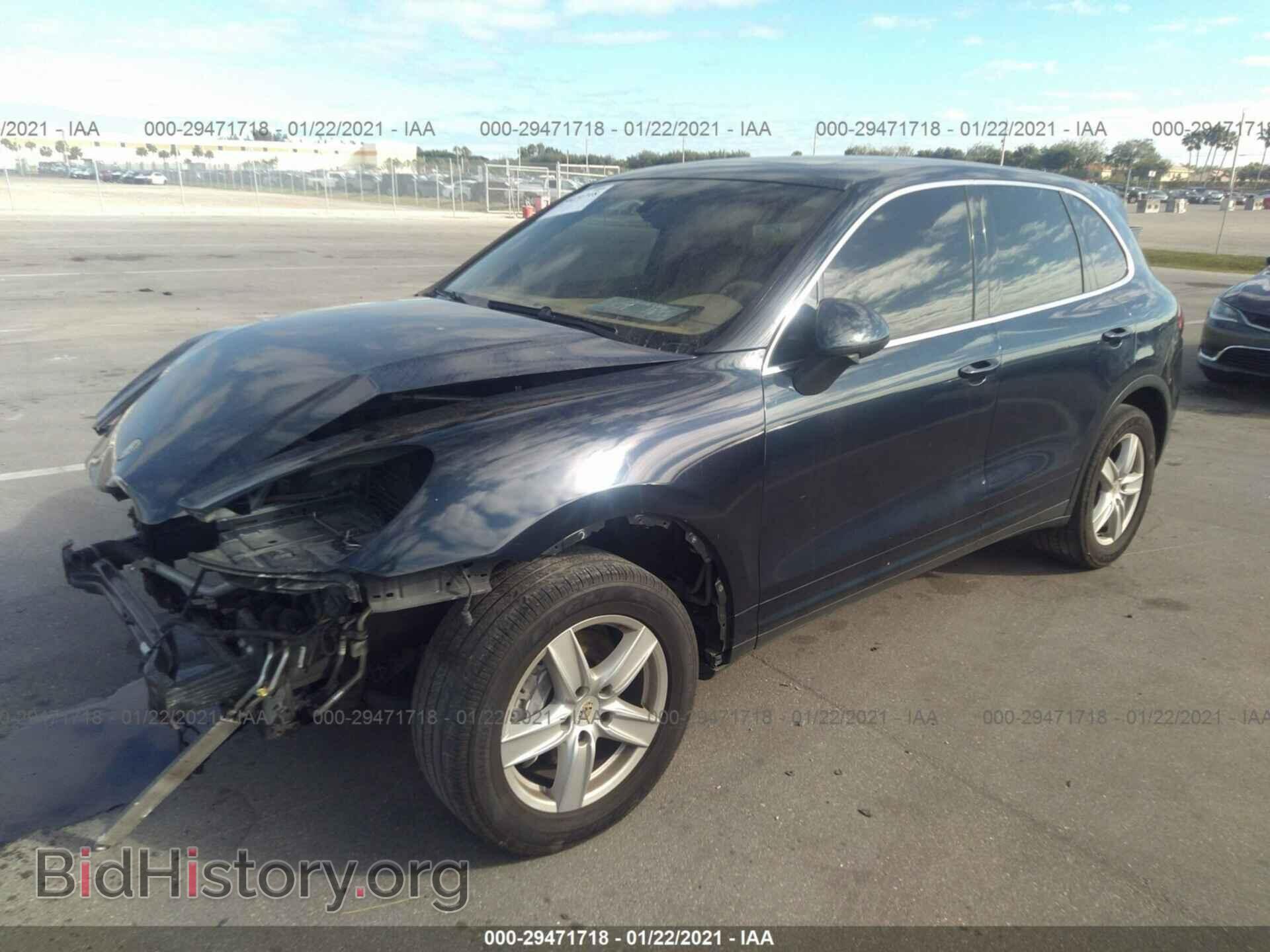 2011 PORSCHE CAYENNE - VIN: WP1AA2A29BLA05081 - Фото 2