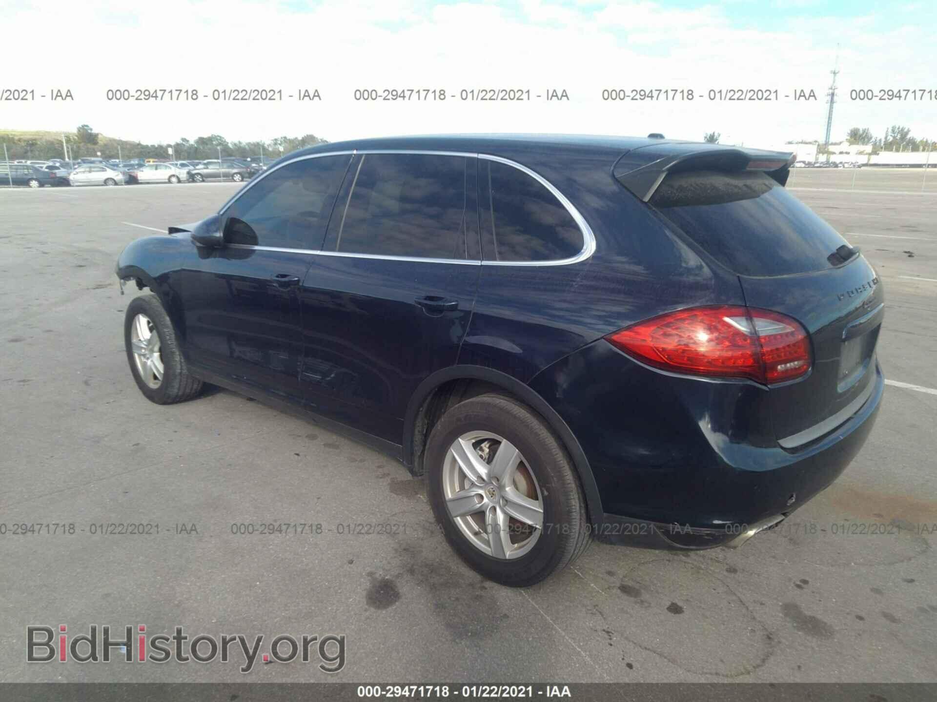 2011 PORSCHE CAYENNE - VIN: WP1AA2A29BLA05081 - Фото 3