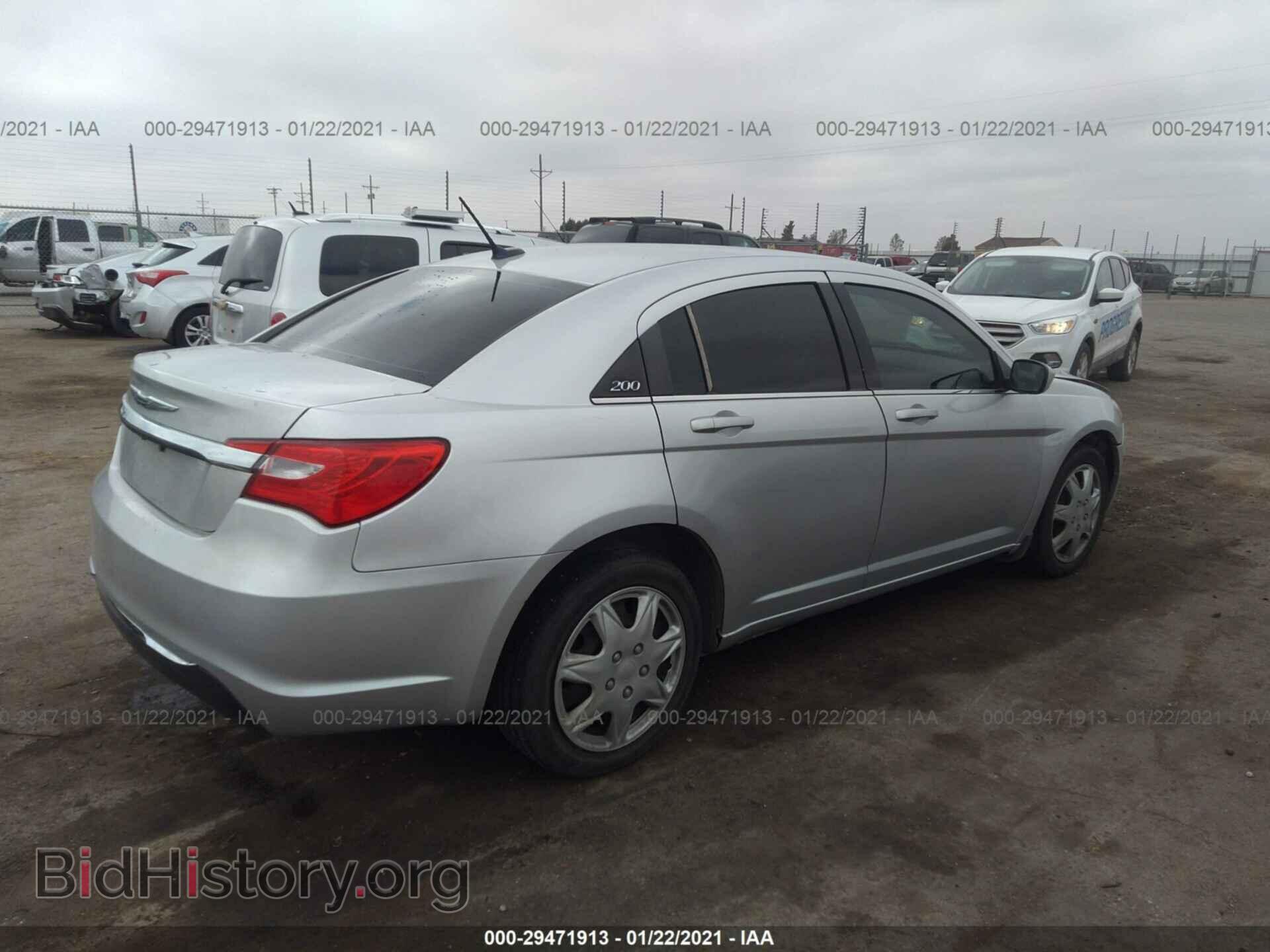 2012 CHRYSLER 200 - VIN: 1C3CCBAB4CN244746 - Фото 4