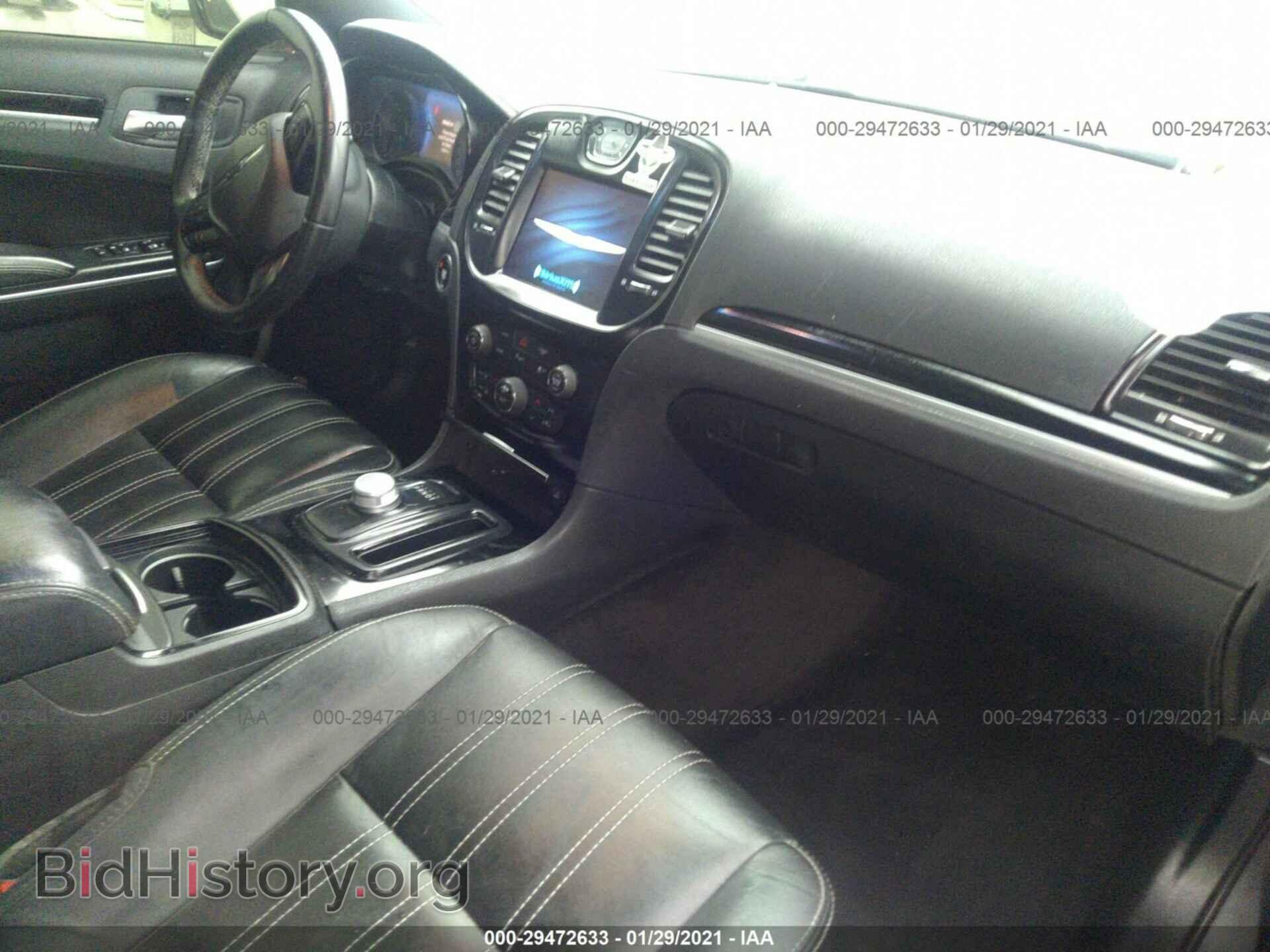 2018 CHRYSLER 300 - VIN: 2C3CCABG9JH261424 - Фото 5