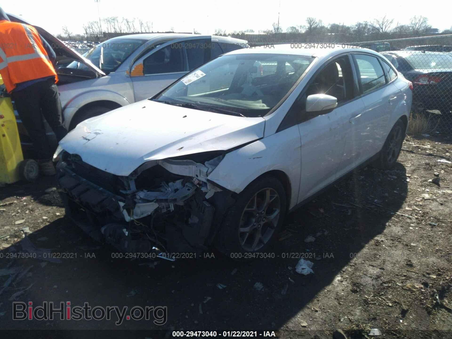 2014 FORD FOCUS - VIN: 1FADP3F23EL135296 - Фото 2