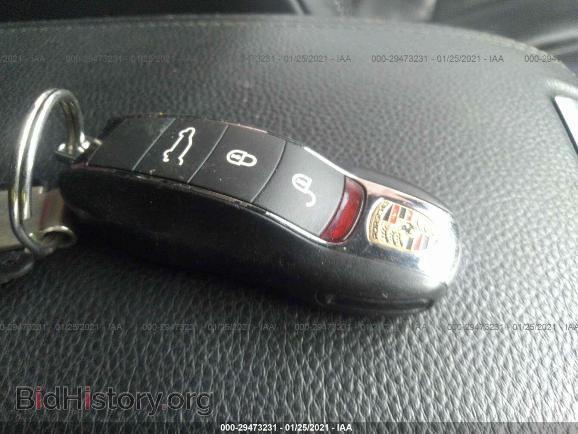2016 PORSCHE CAYENNE - VIN: WP1AA2A22GKA16131 - Фото 11