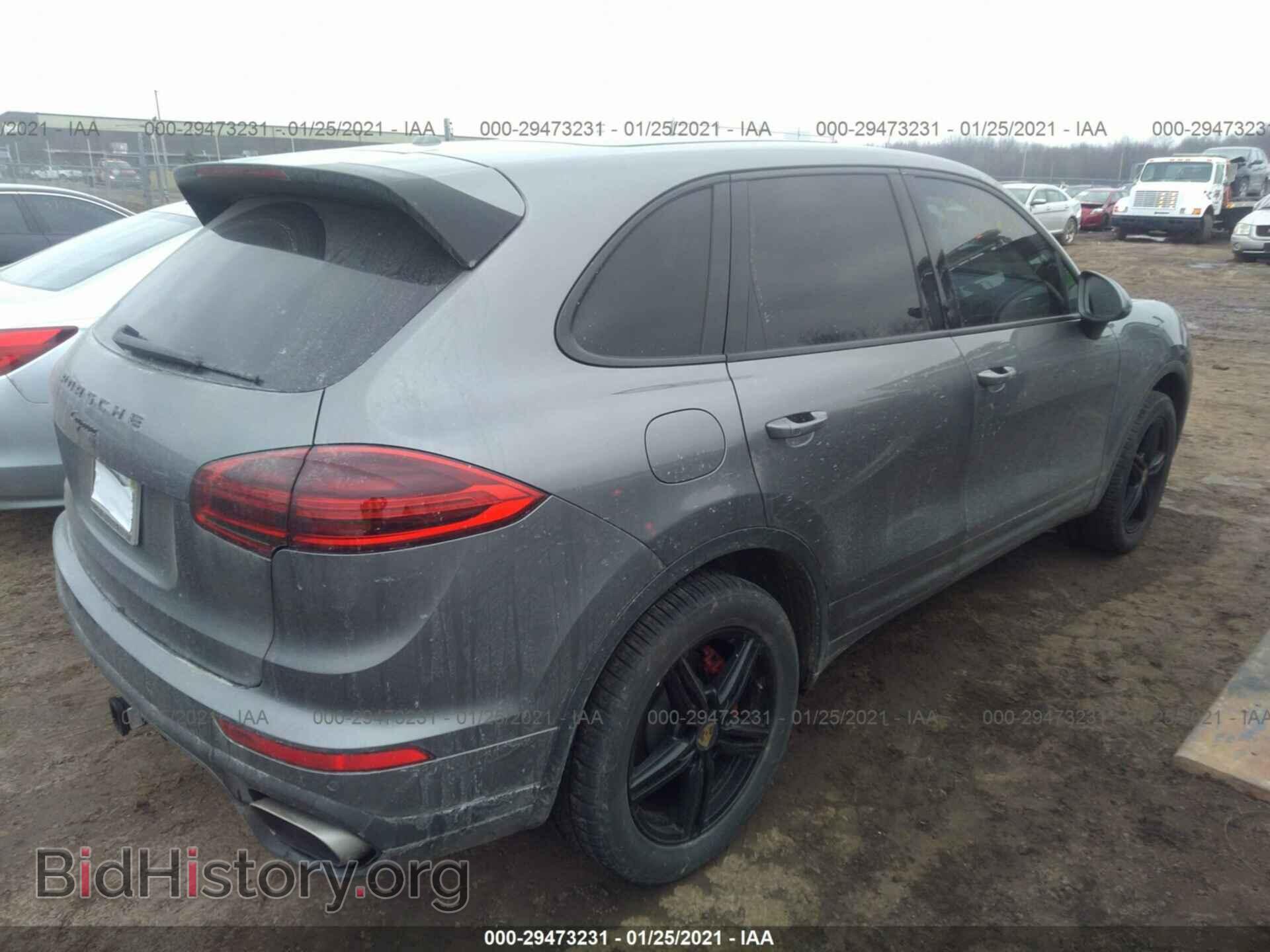 2016 PORSCHE CAYENNE - VIN: WP1AA2A22GKA16131 - Фото 4
