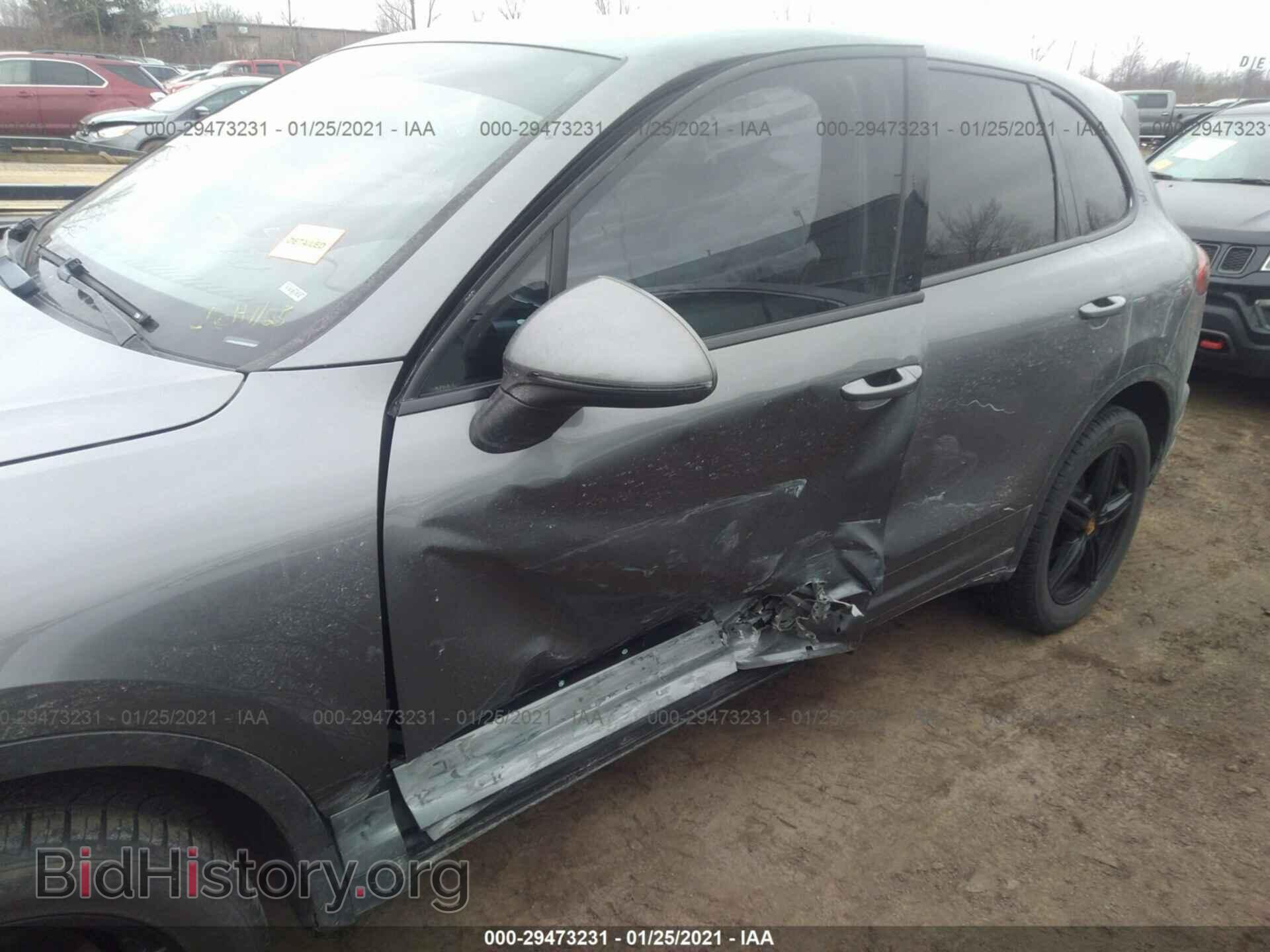 2016 PORSCHE CAYENNE - VIN: WP1AA2A22GKA16131 - Фото 6