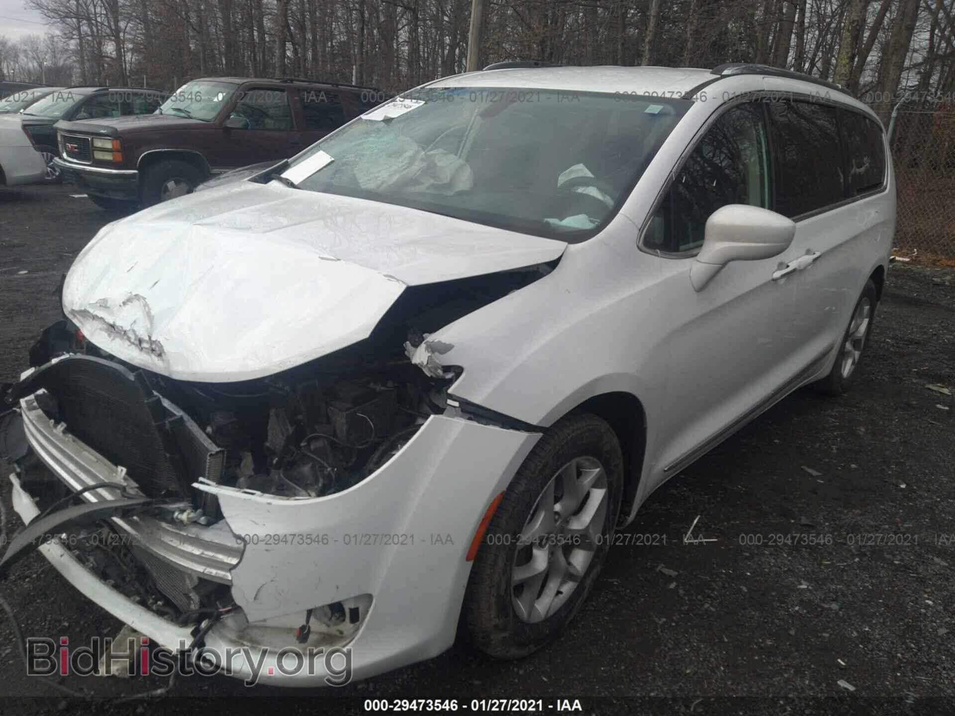 2017 CHRYSLER PACIFICA - VIN: 2C4RC1EG0HR531002 - Фото 2