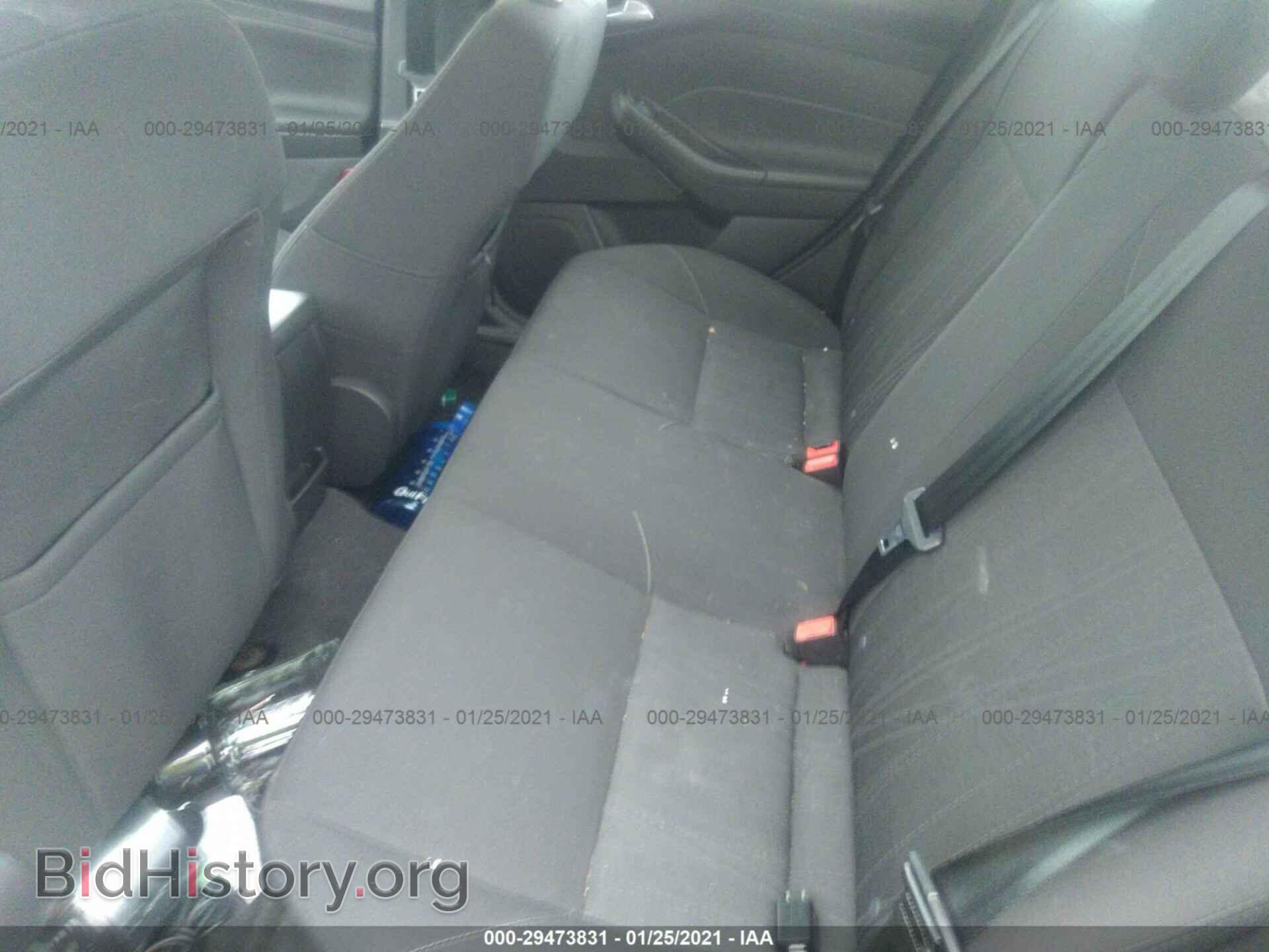 2017 FORD FOCUS - VIN: 1FADP3F25HL216174 - Фото 8
